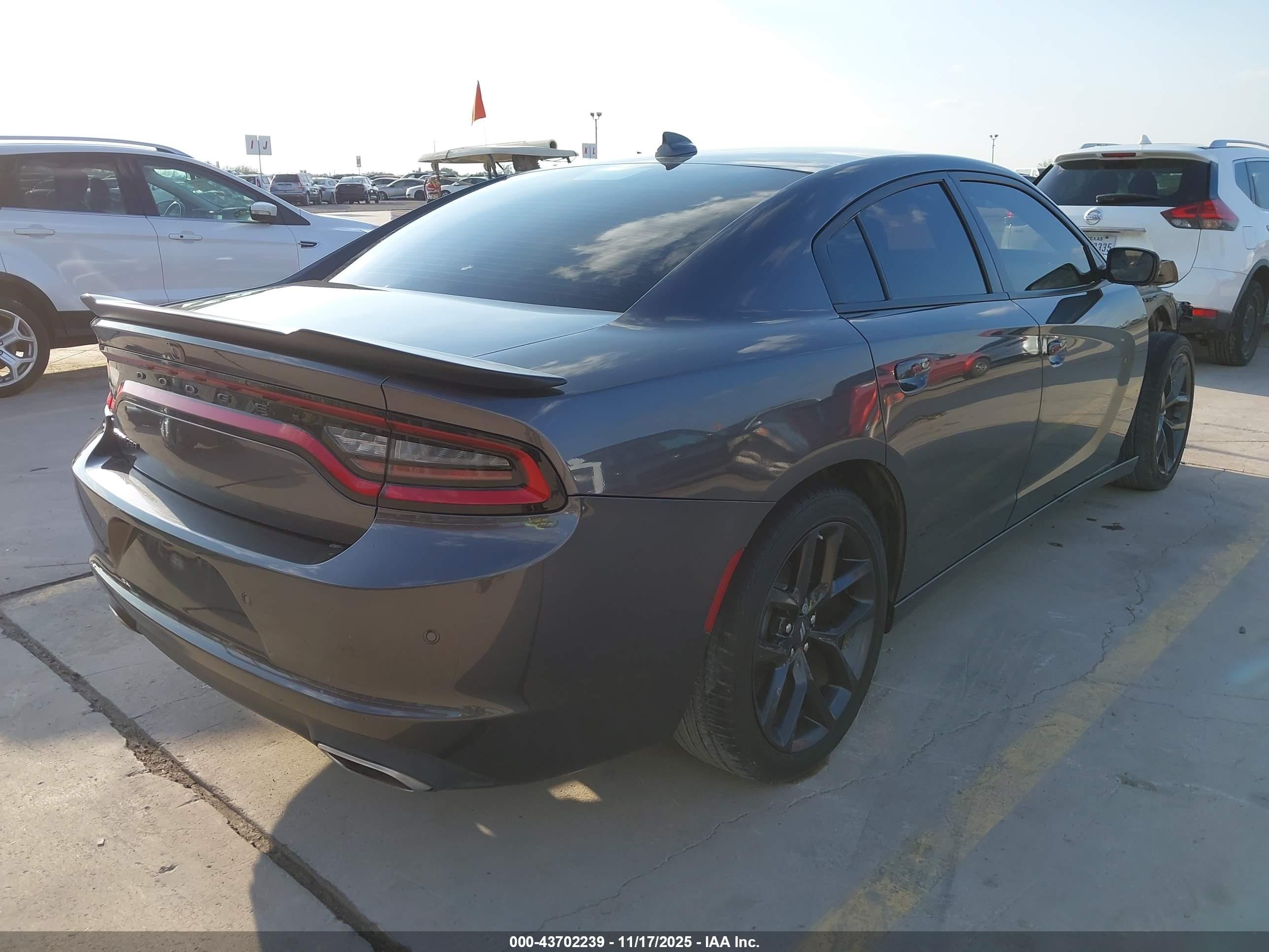 DODGE CHARGER image 4