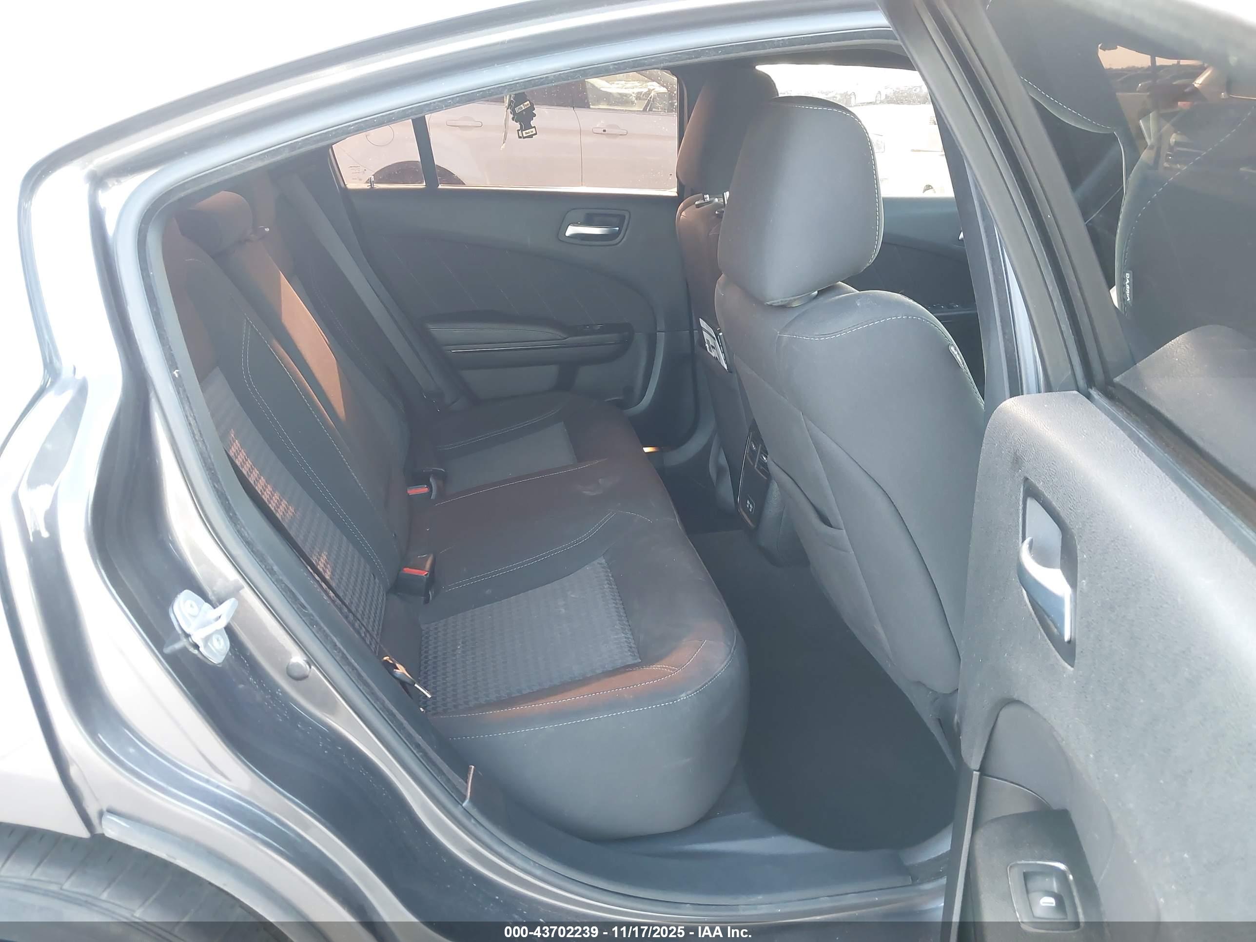 DODGE CHARGER image 8