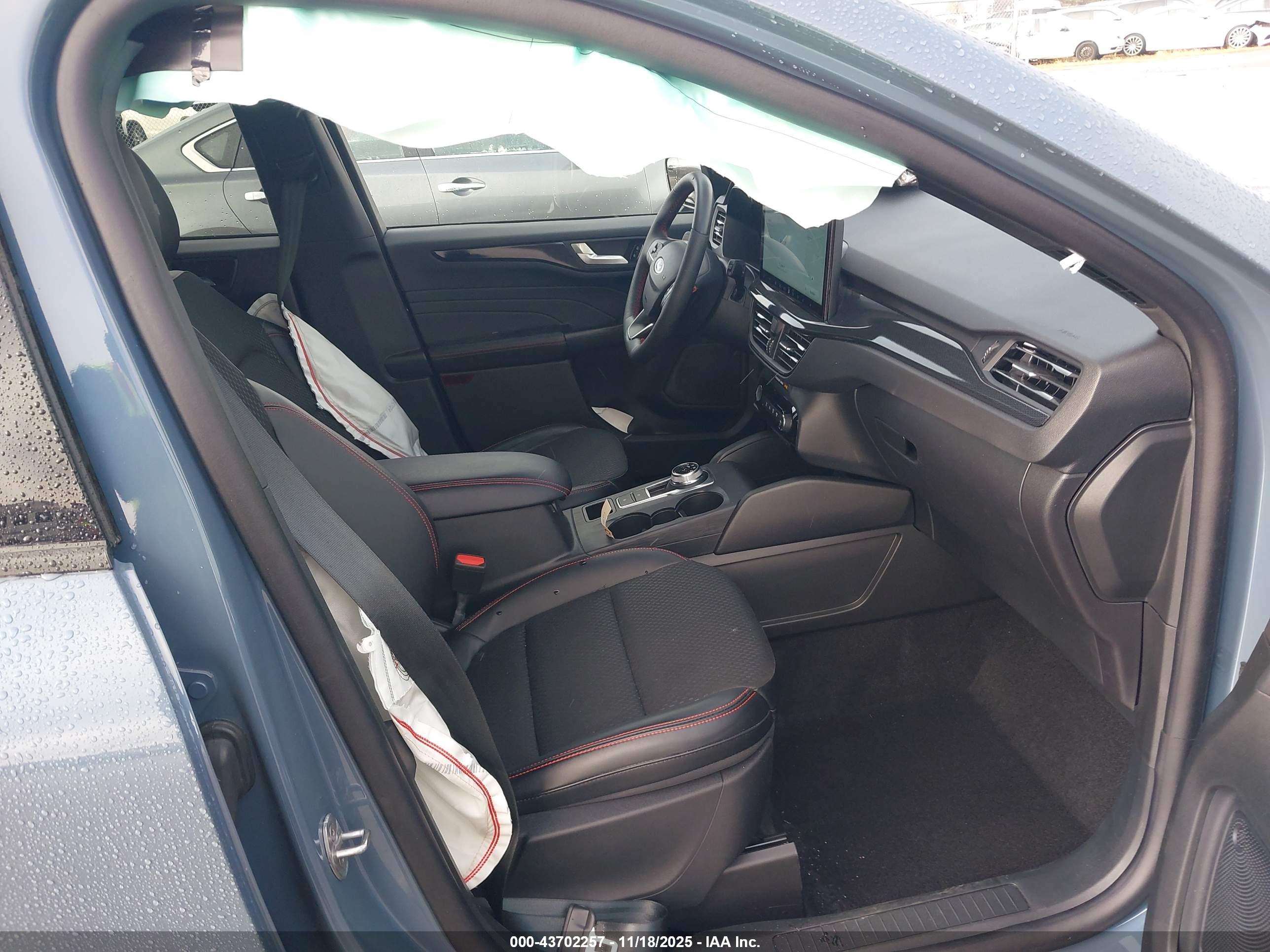 FORD ESCAPE image 5