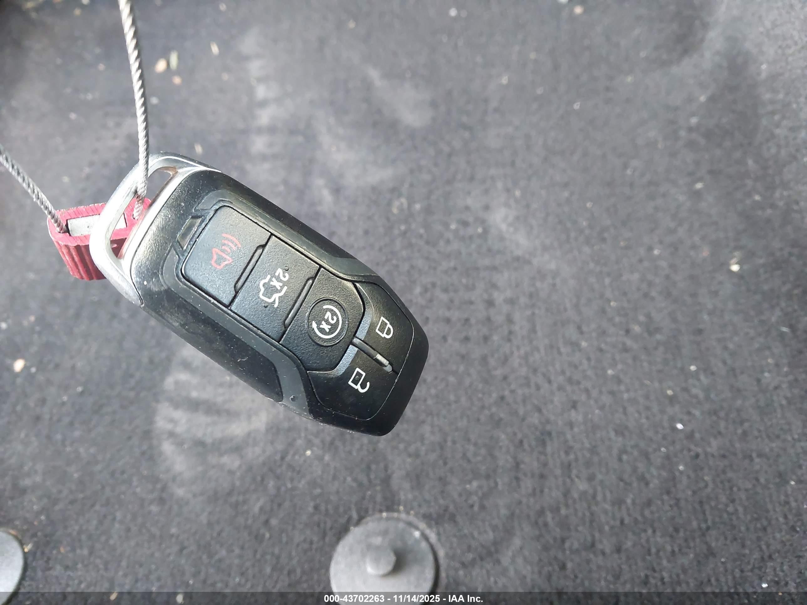 FORD MUSTANG image 11