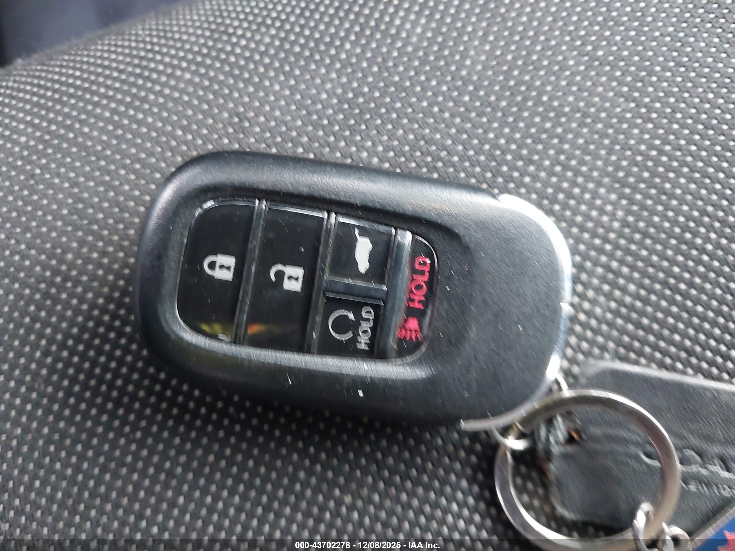 HONDA CR-V image 11