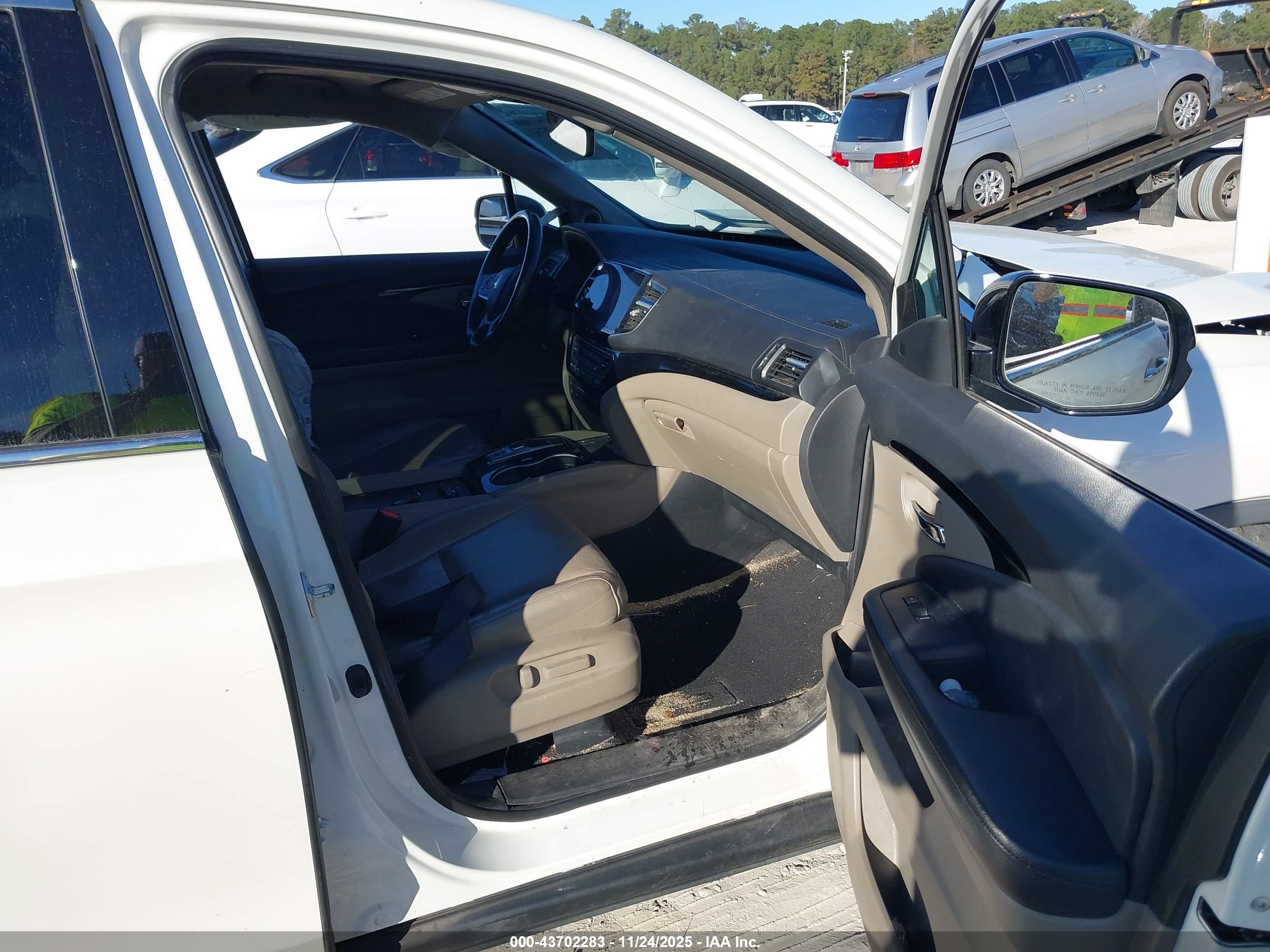 HONDA PILOT image 5