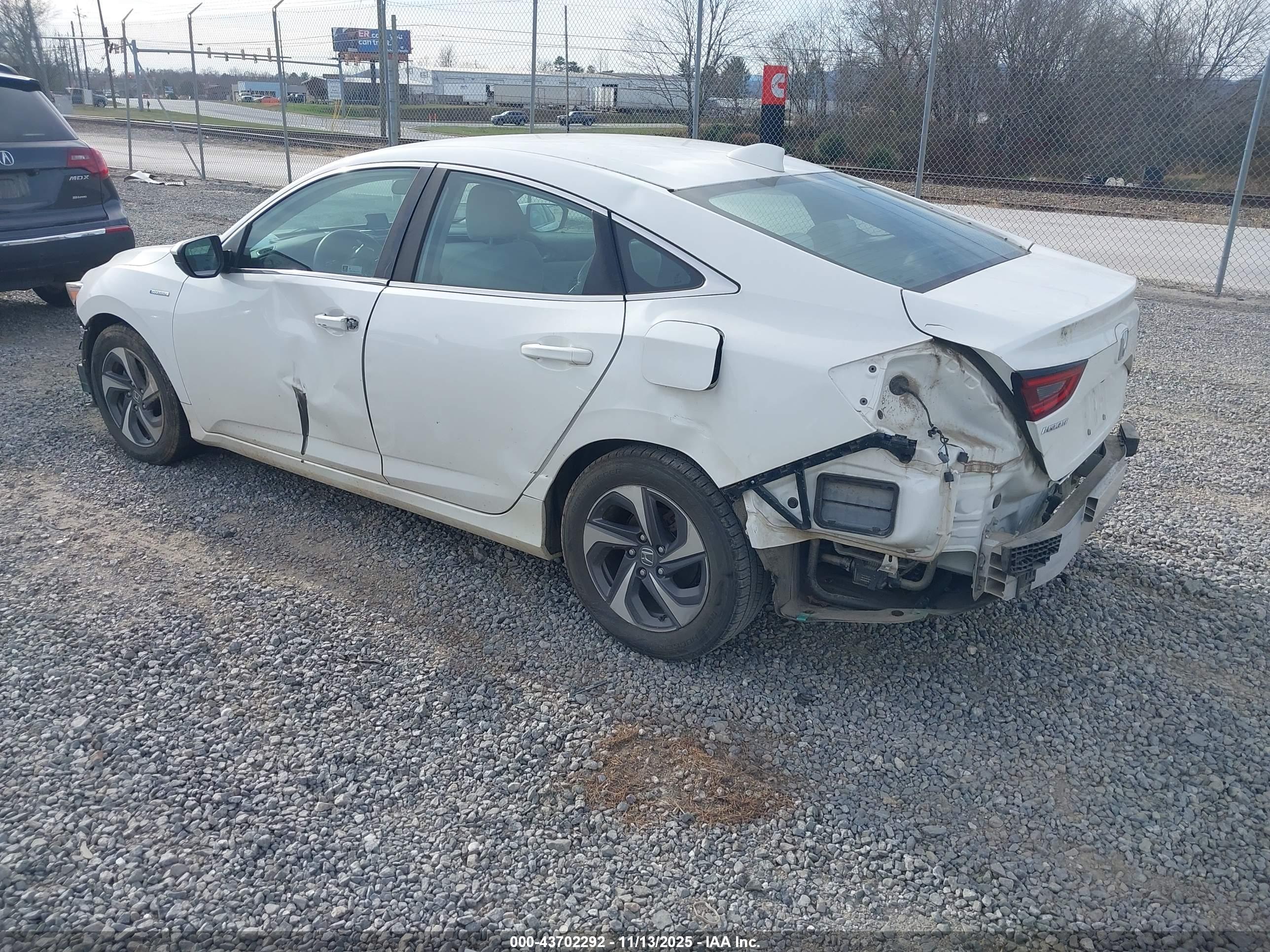 HONDA INSIGHT image 3