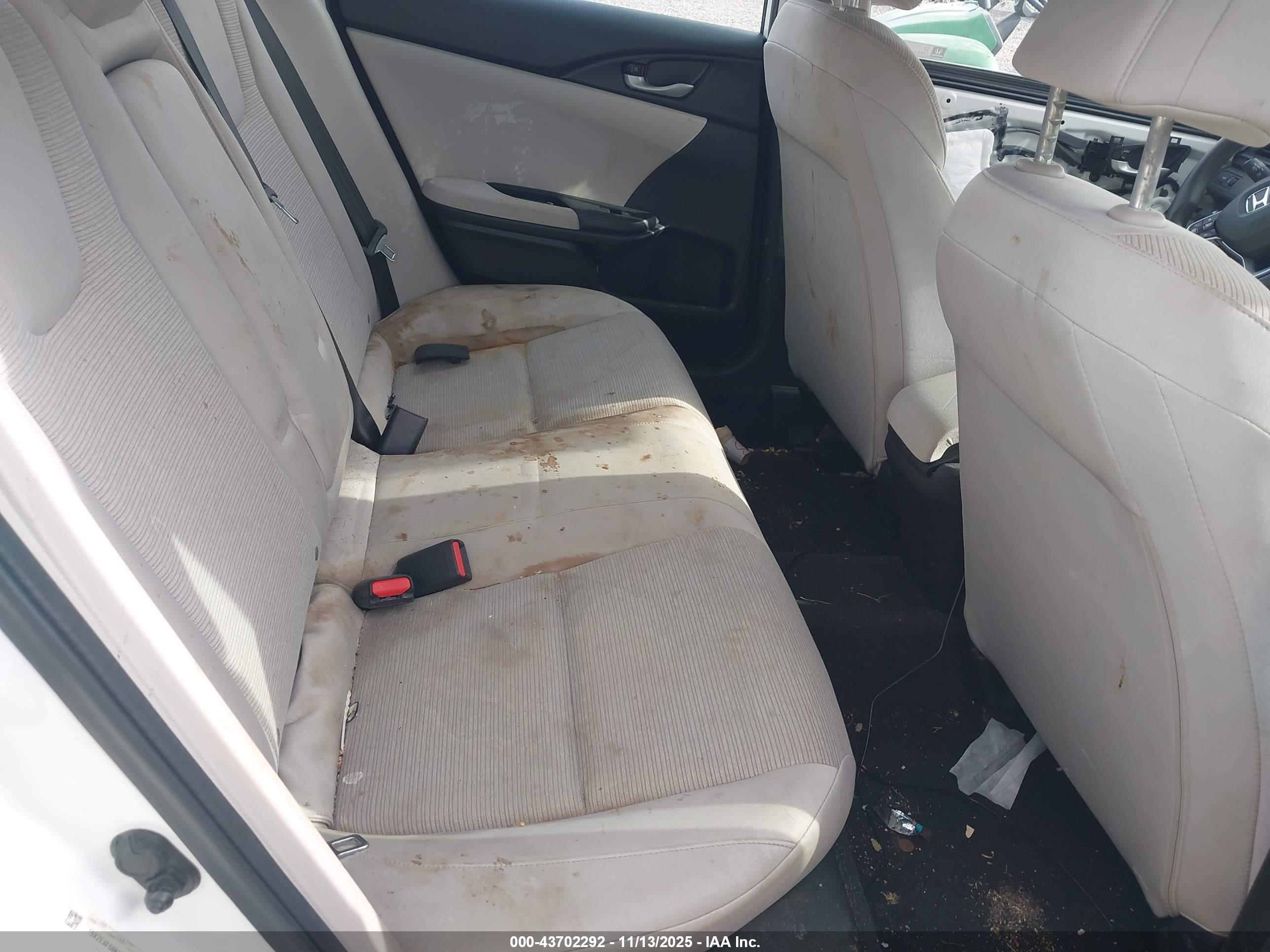 HONDA INSIGHT image 8