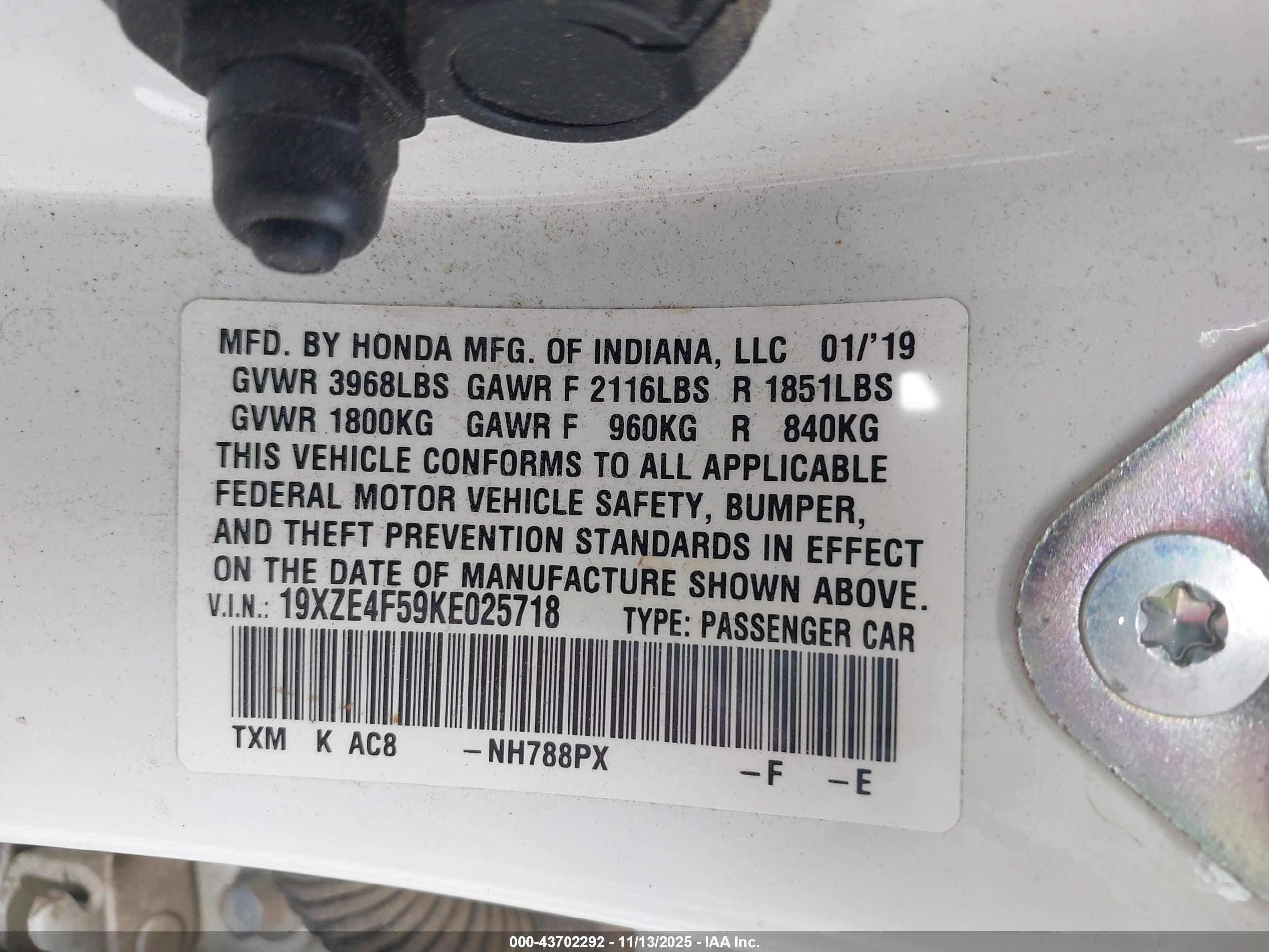 HONDA INSIGHT image 9