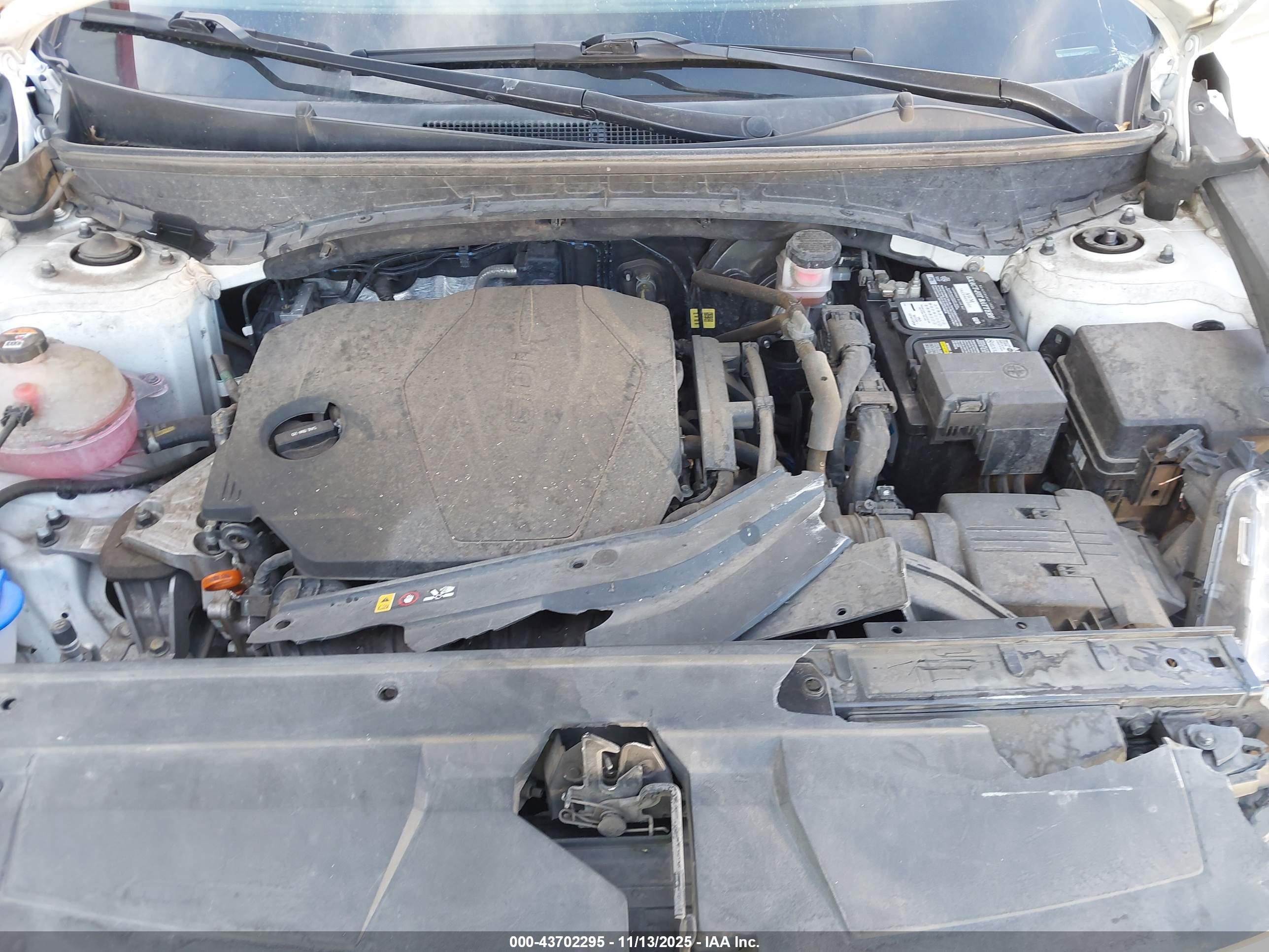 HYUNDAI SANTA image 10