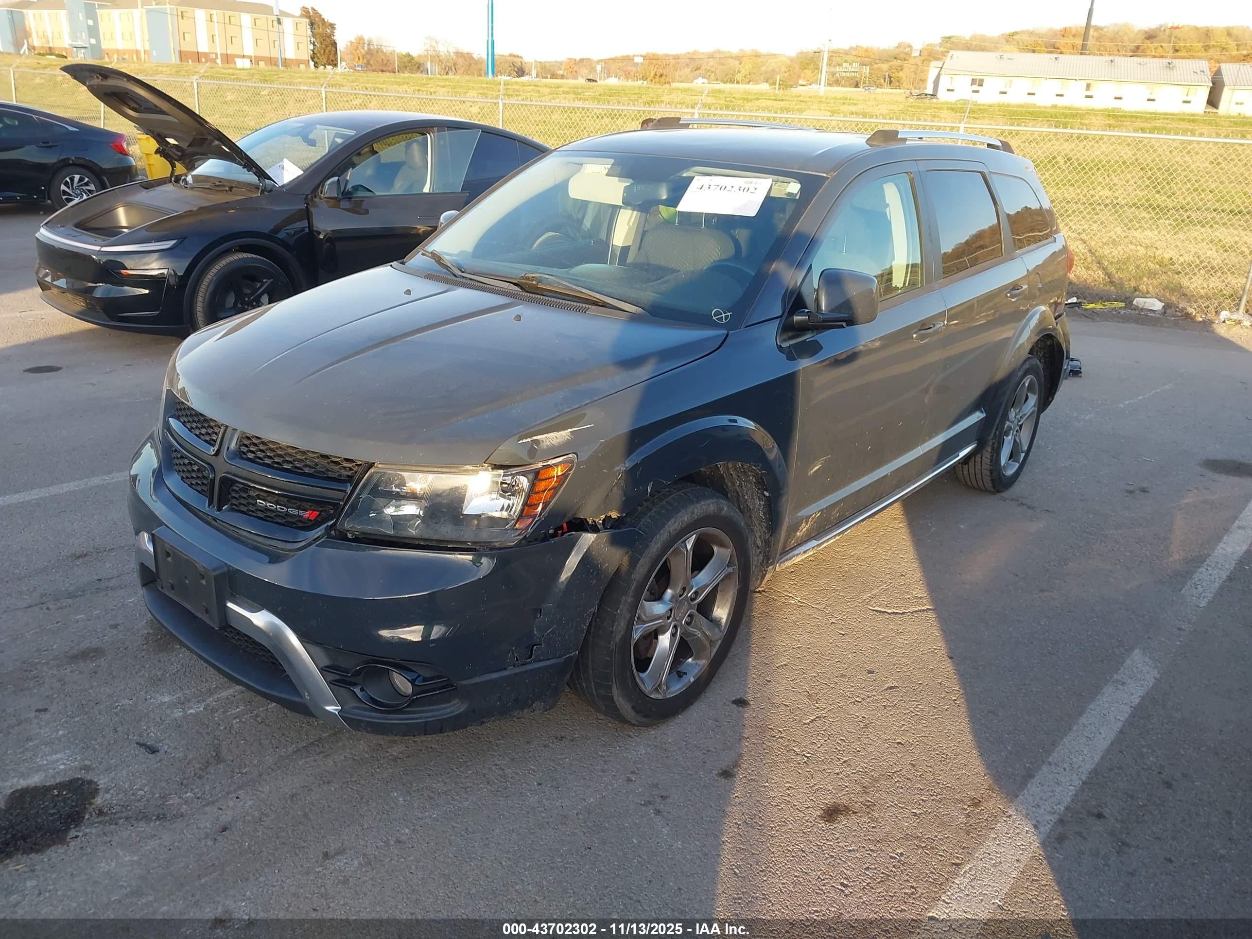 DODGE JOURNEY image 2