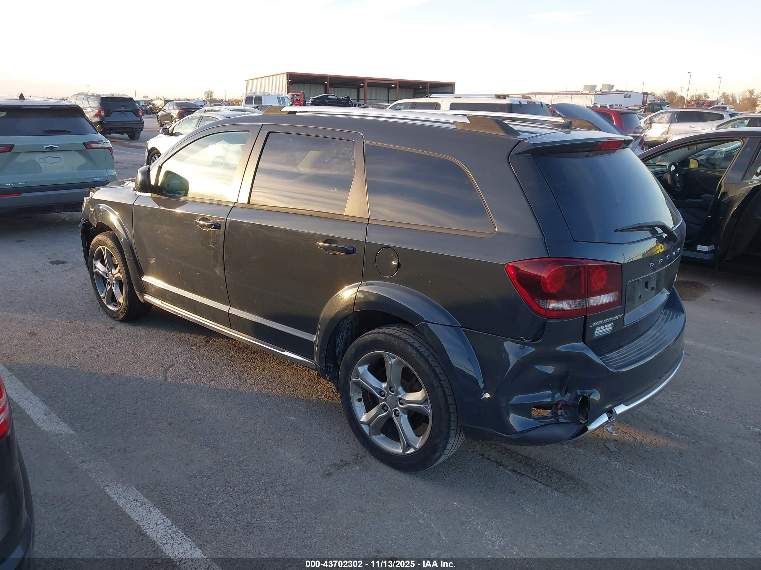 DODGE JOURNEY image 3