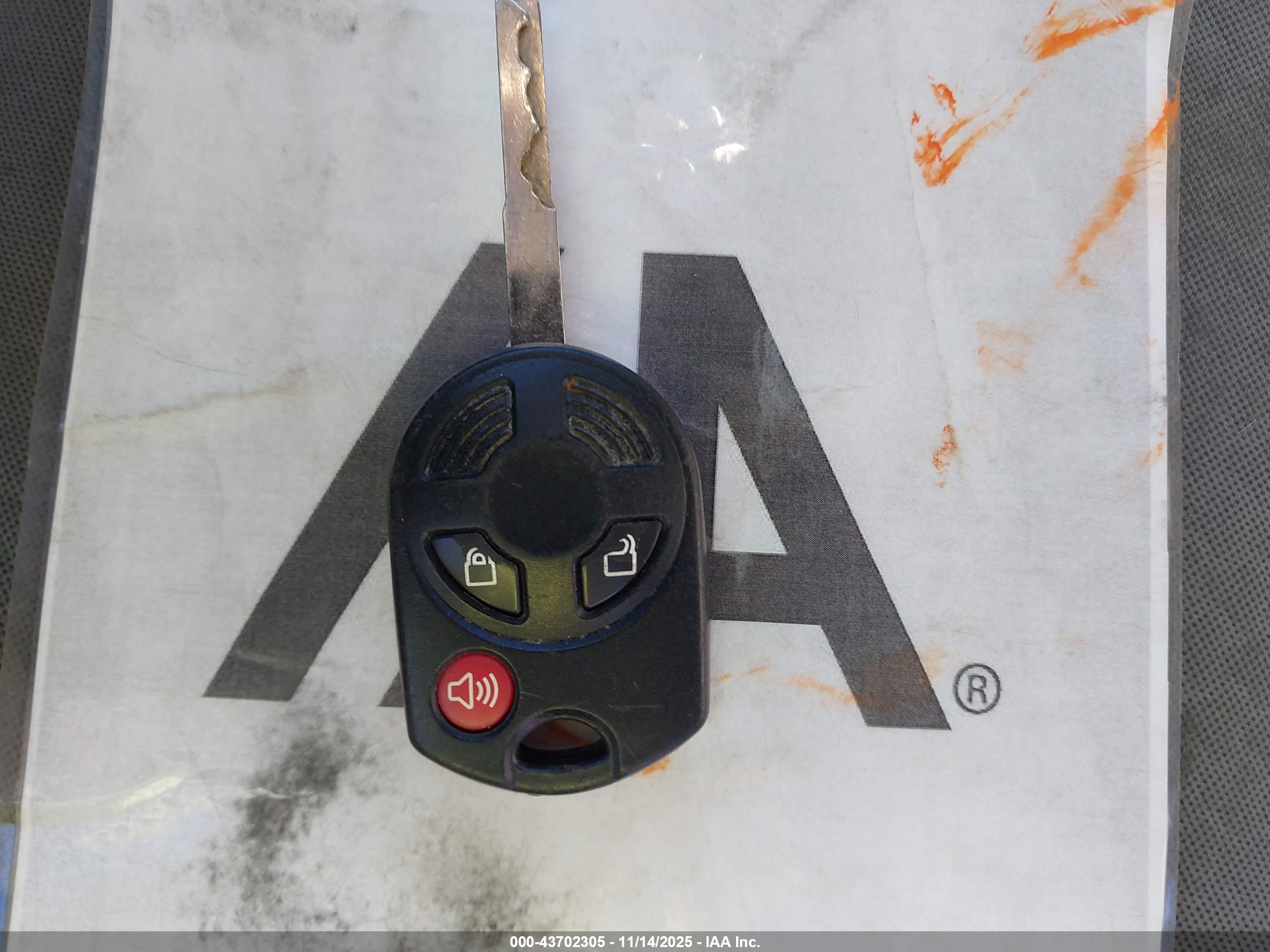 FORD ESCAPE image 11