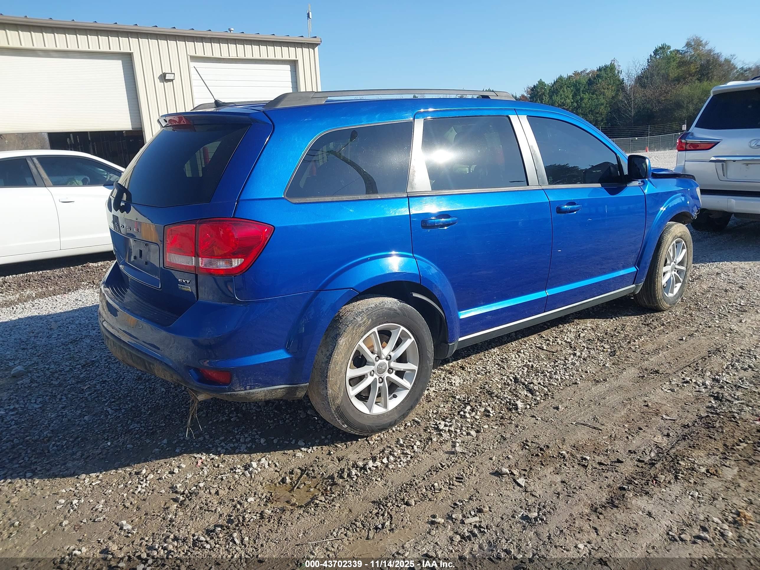 DODGE JOURNEY image 4