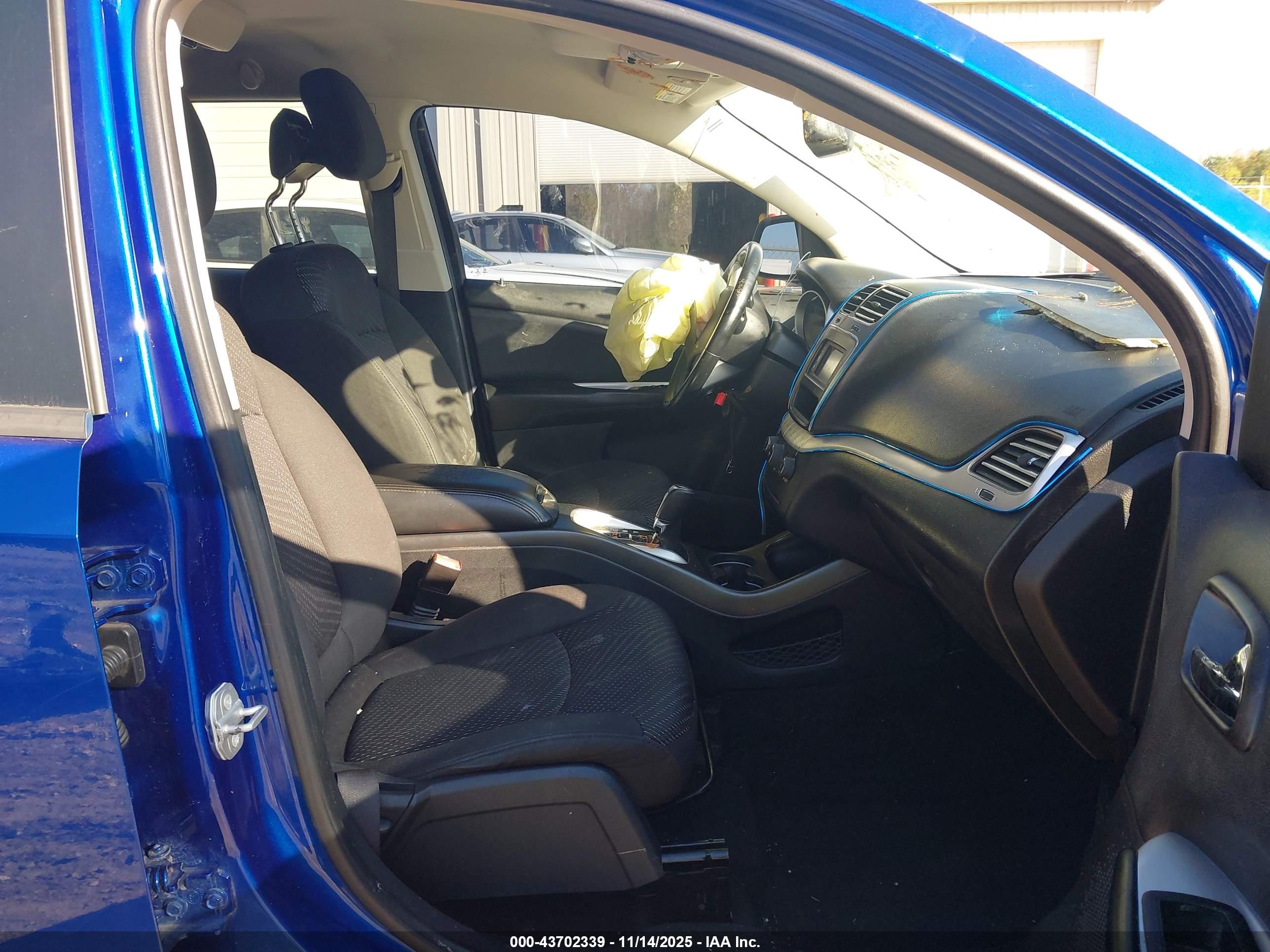 DODGE JOURNEY image 5