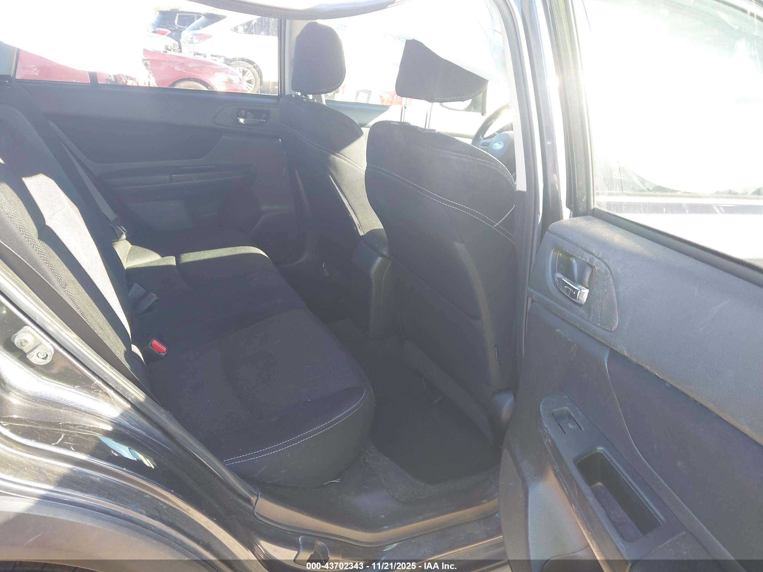 SUBARU XV image 8