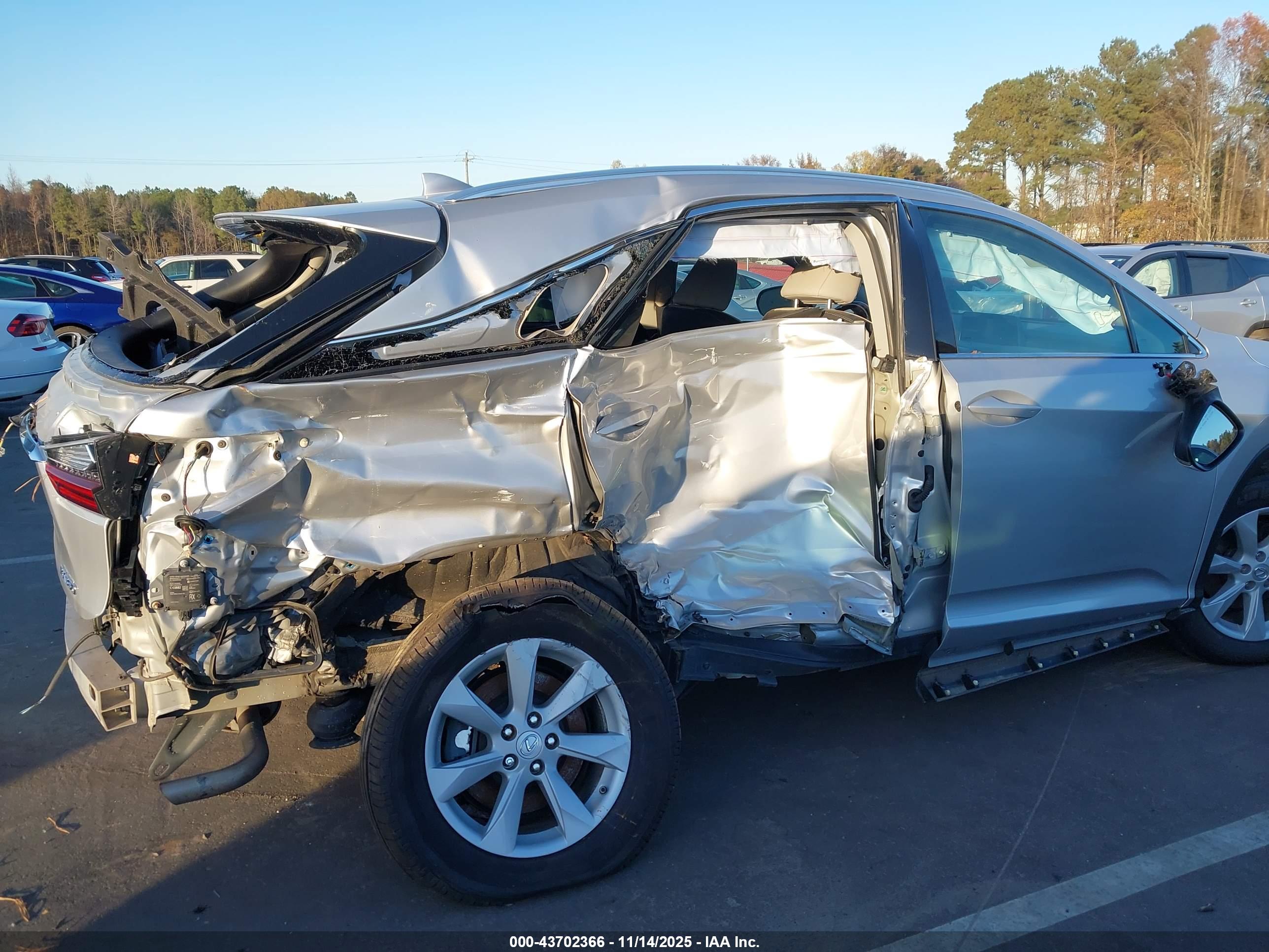 LEXUS RX image 6
