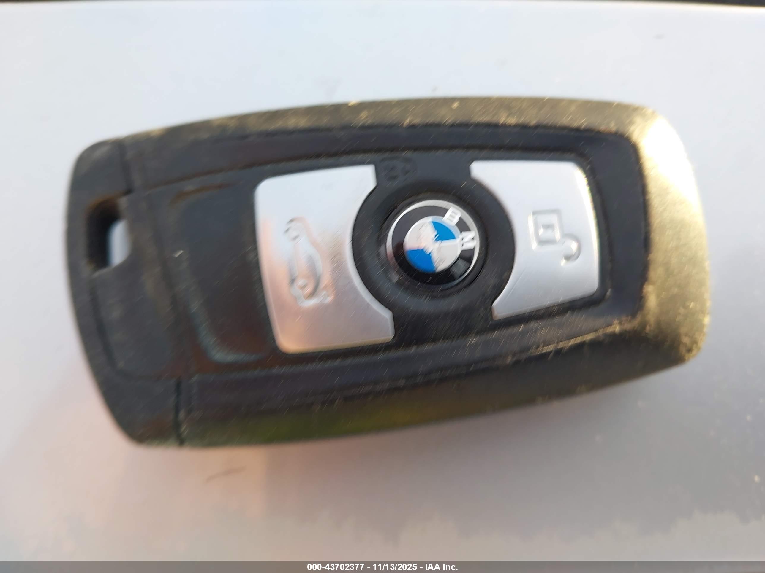 BMW 328I image 11
