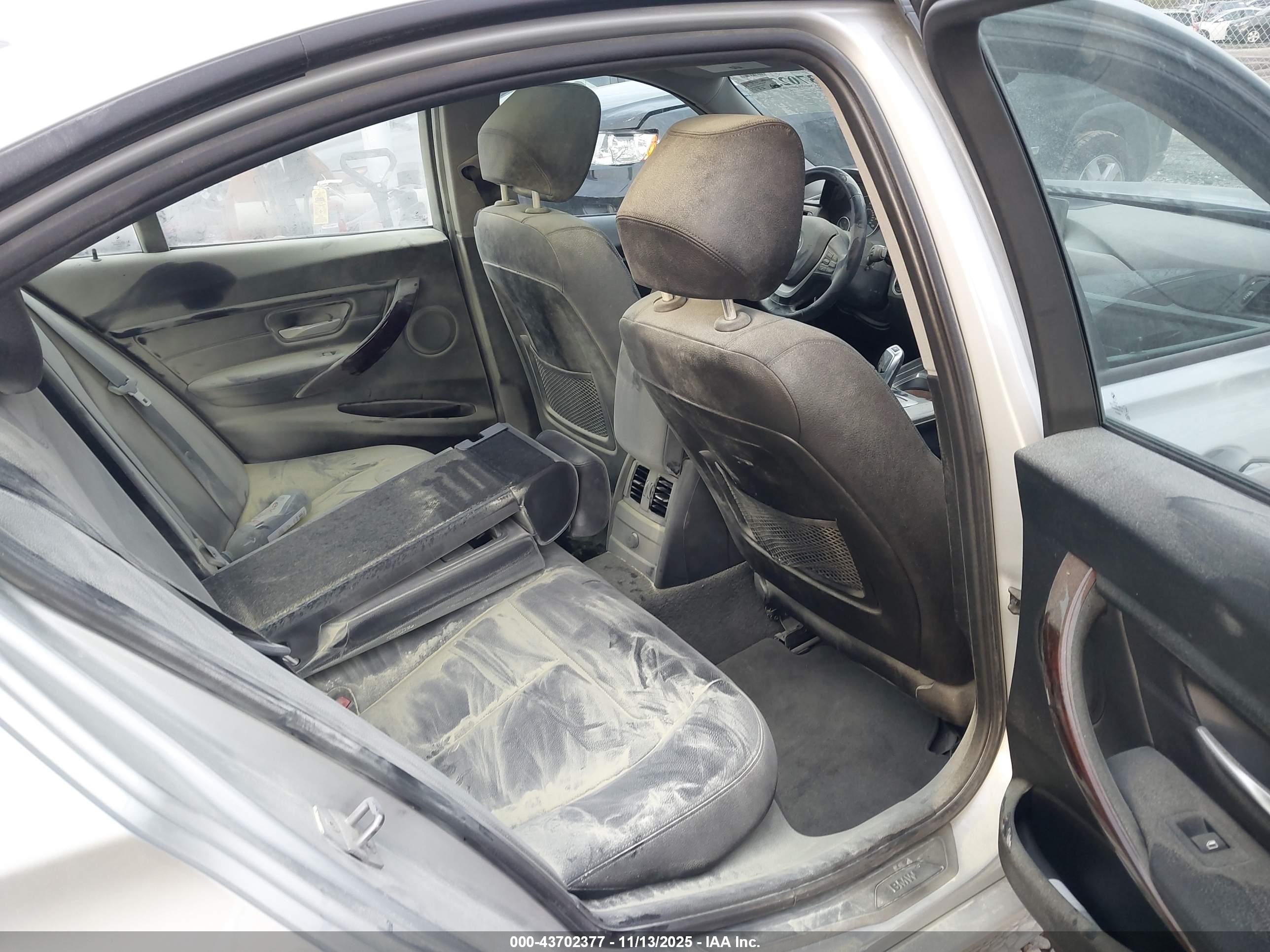 BMW 328I image 8