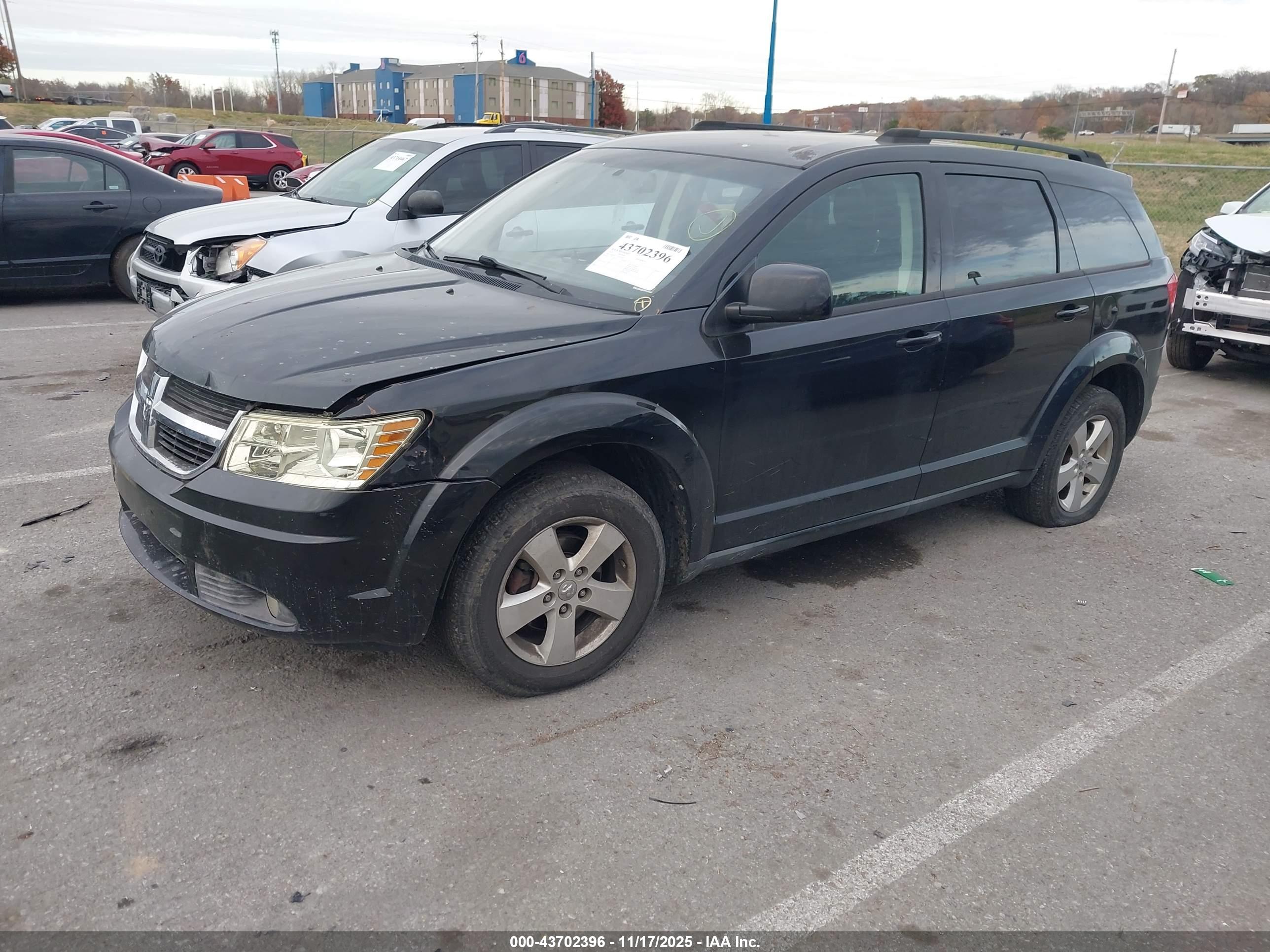 DODGE JOURNEY image 2