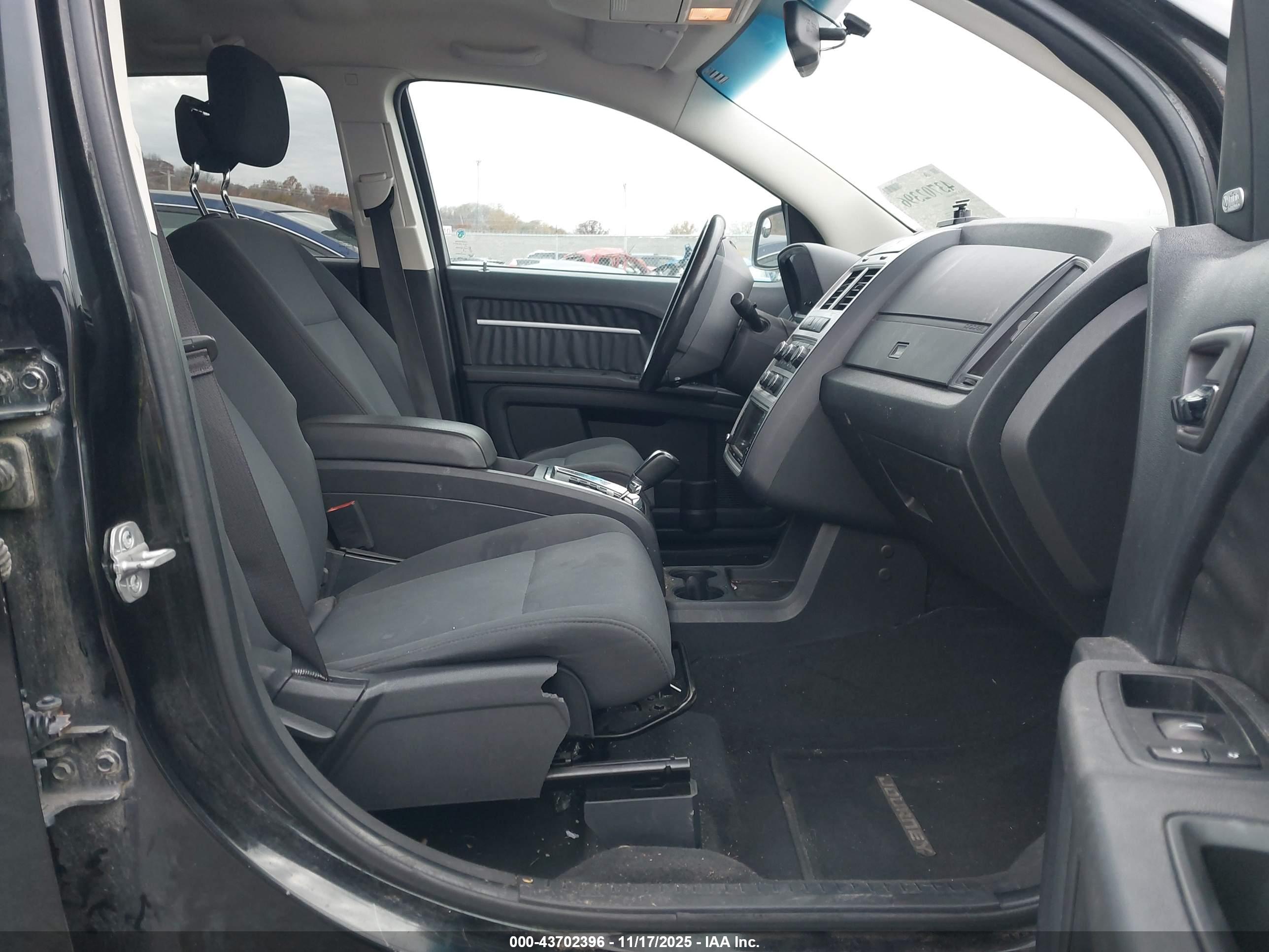 DODGE JOURNEY image 5