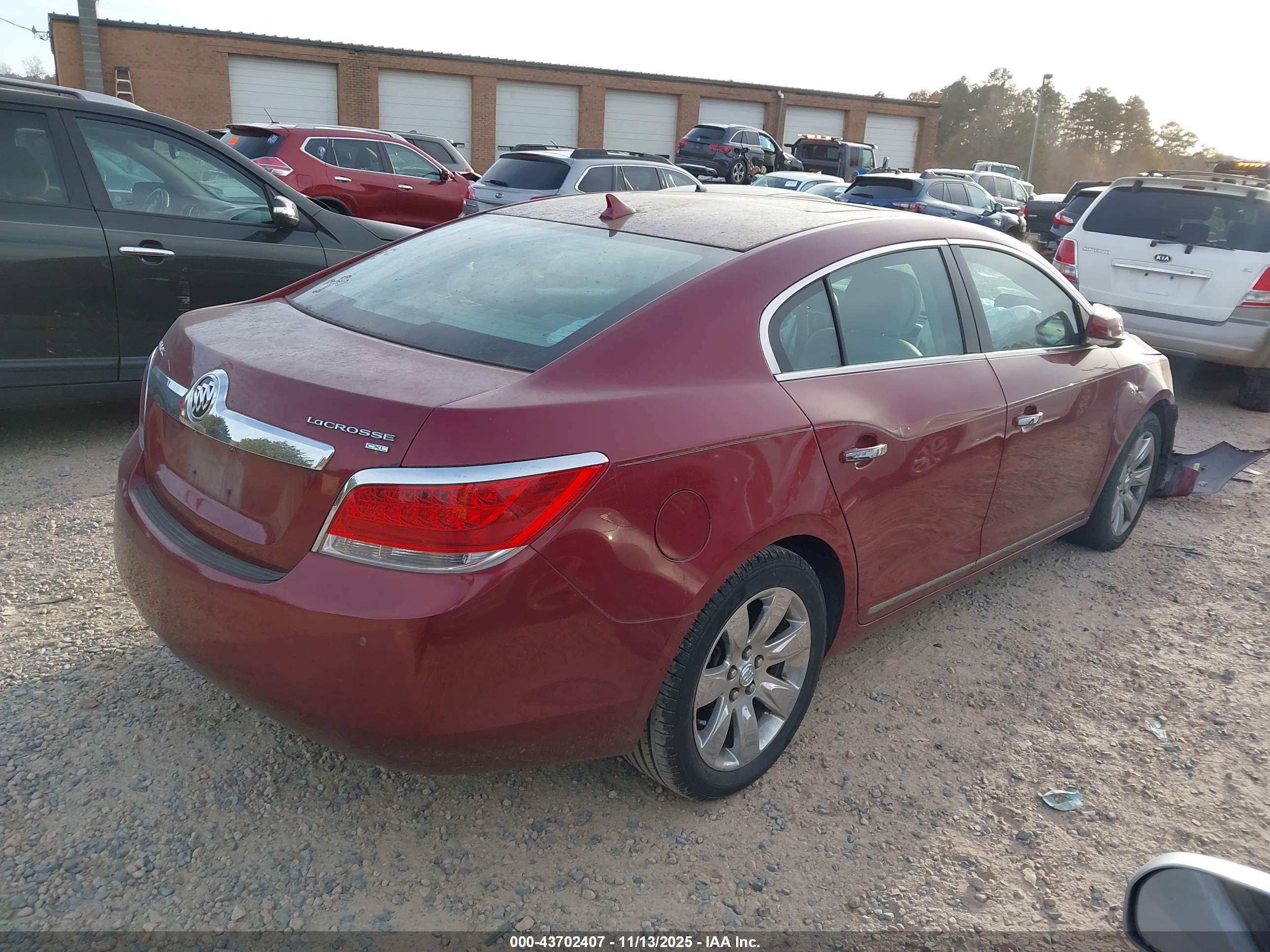 BUICK LACROSSE image 4