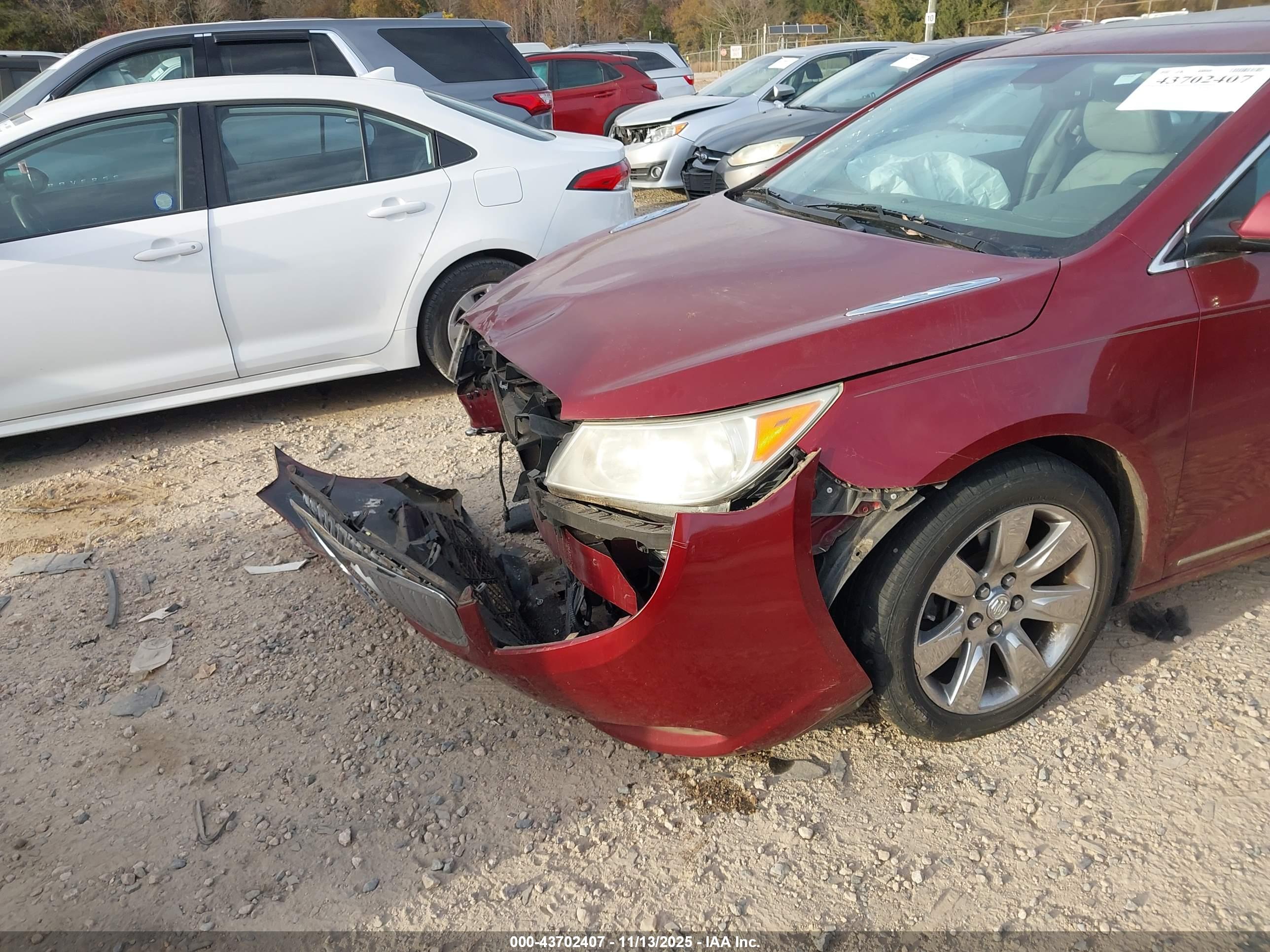 BUICK LACROSSE image 6