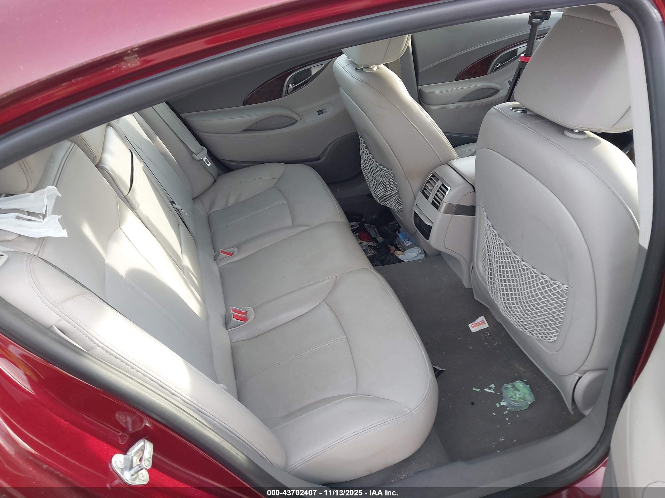 BUICK LACROSSE image 8