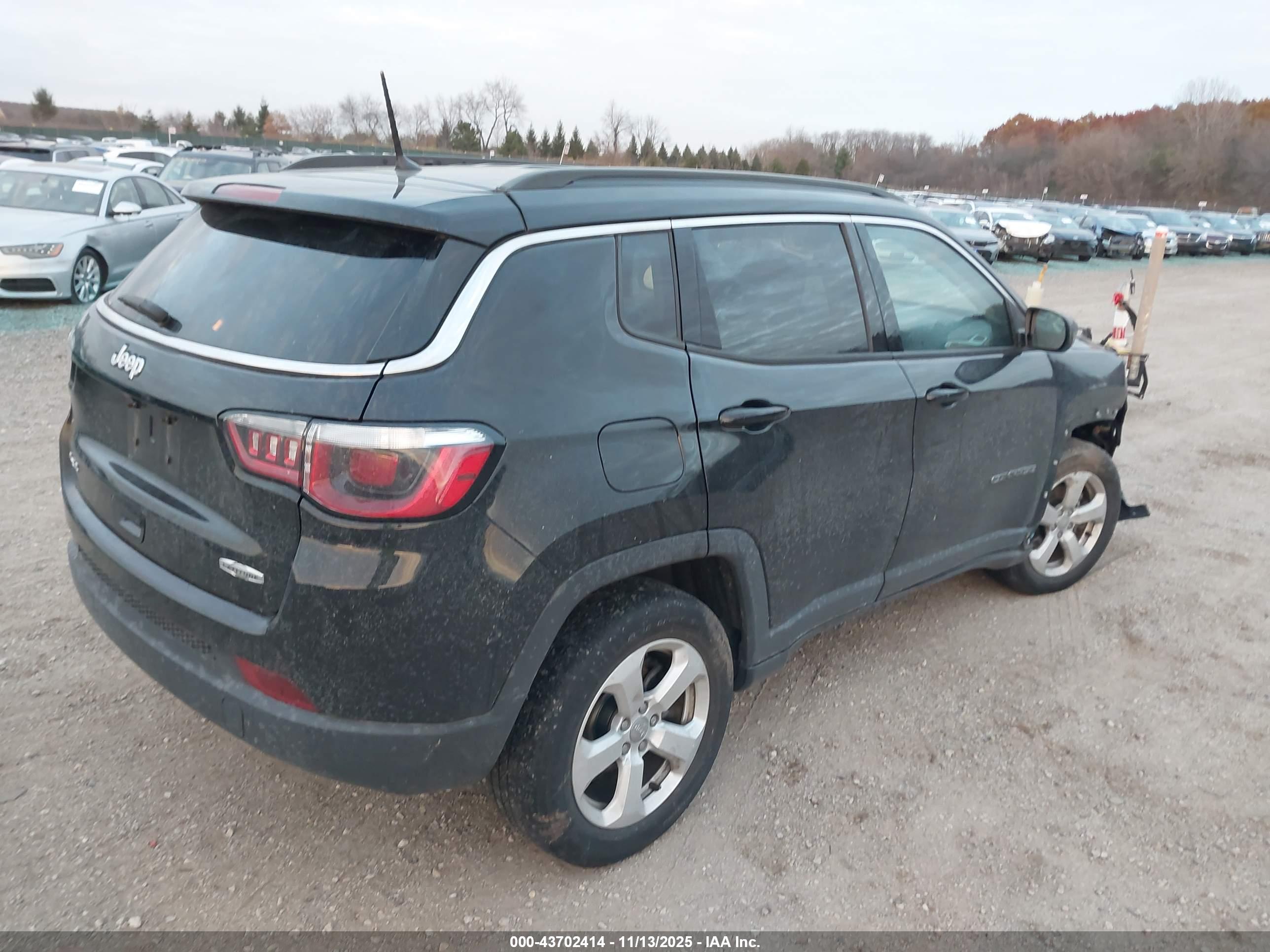 JEEP COMPASS image 4