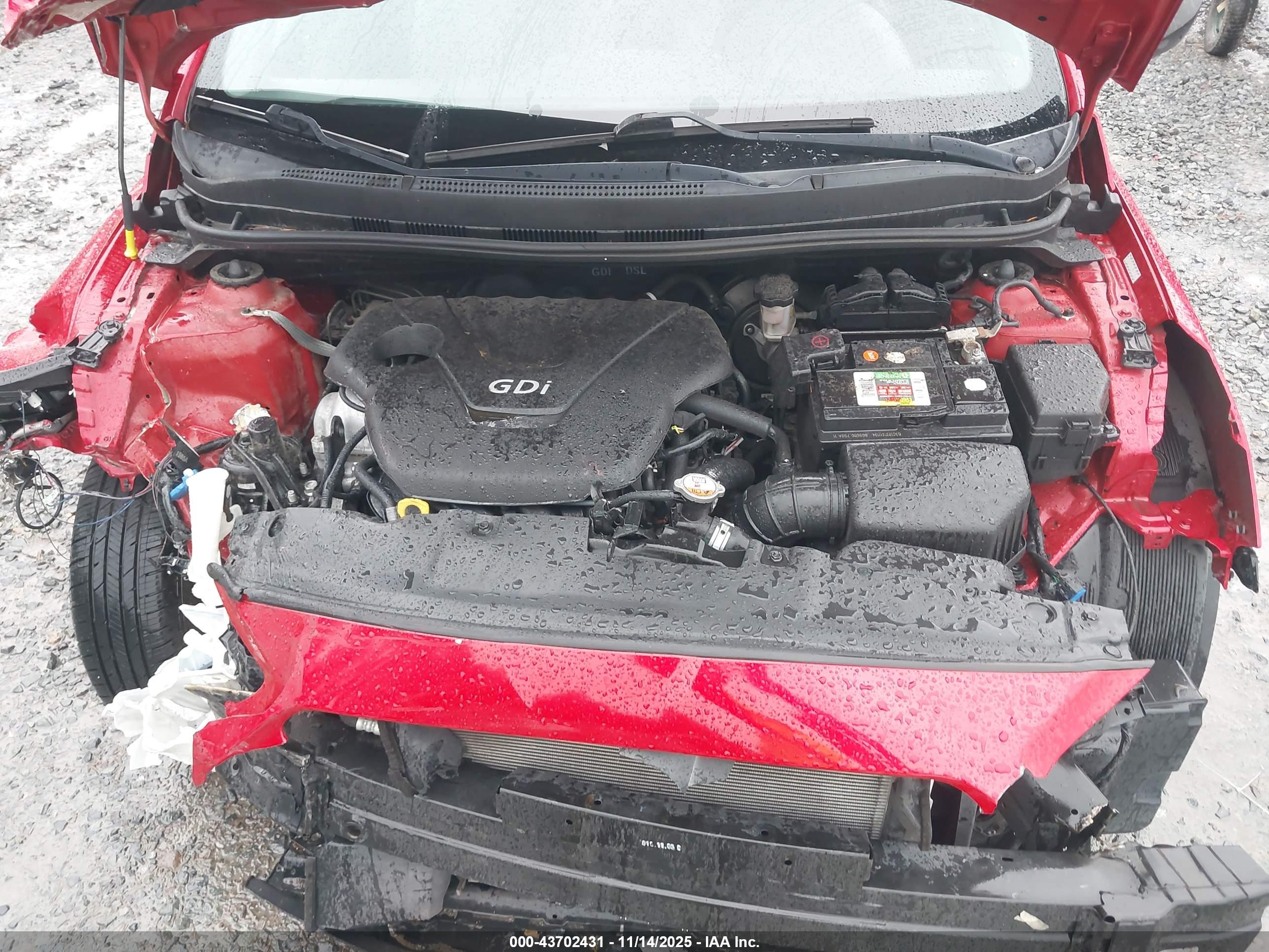 HYUNDAI ACCENT image 10