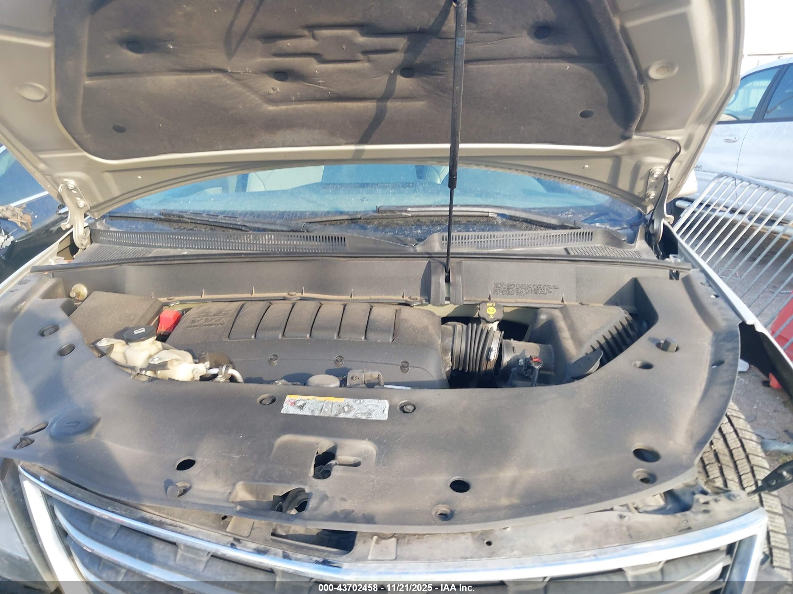 CHEVROLET TRAVERSE image 10