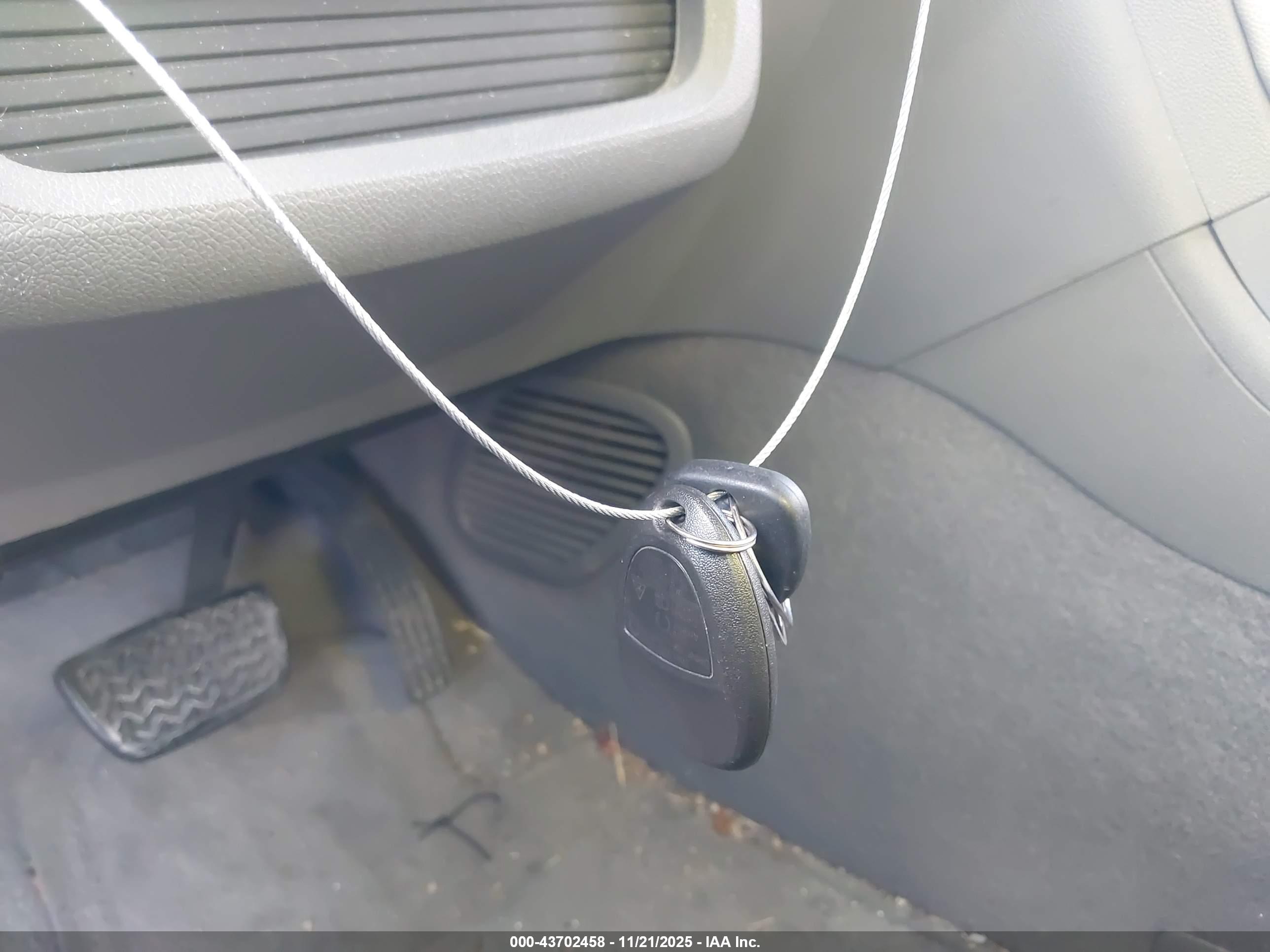 CHEVROLET TRAVERSE image 11