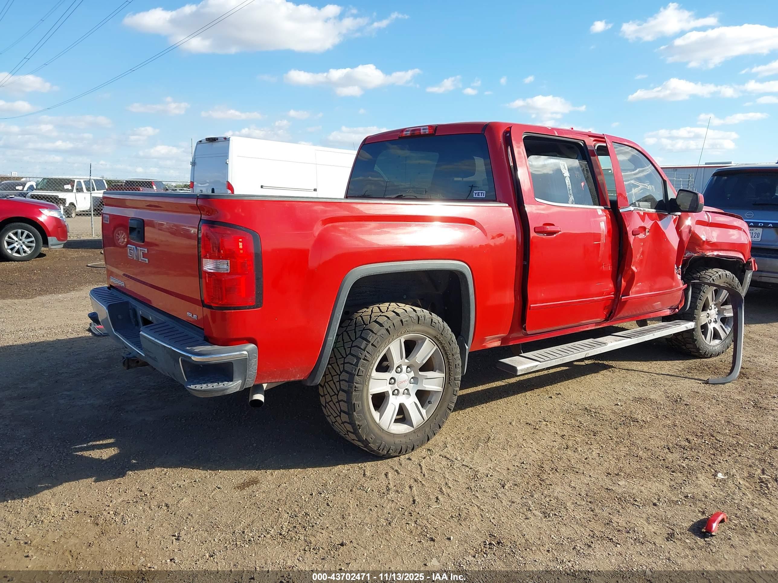 GMC SIERRA image 4