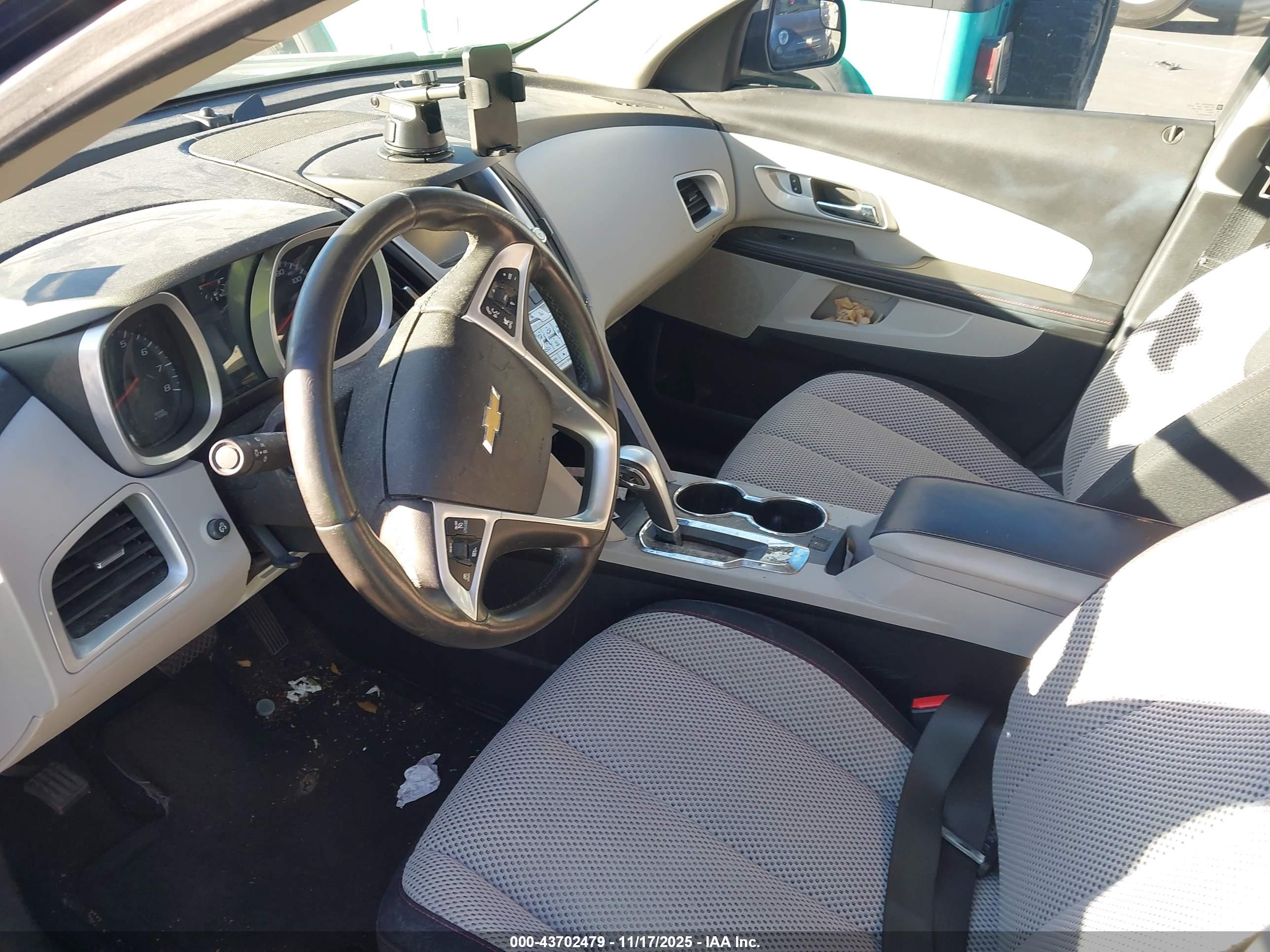 CHEVROLET EQUINOX image 5