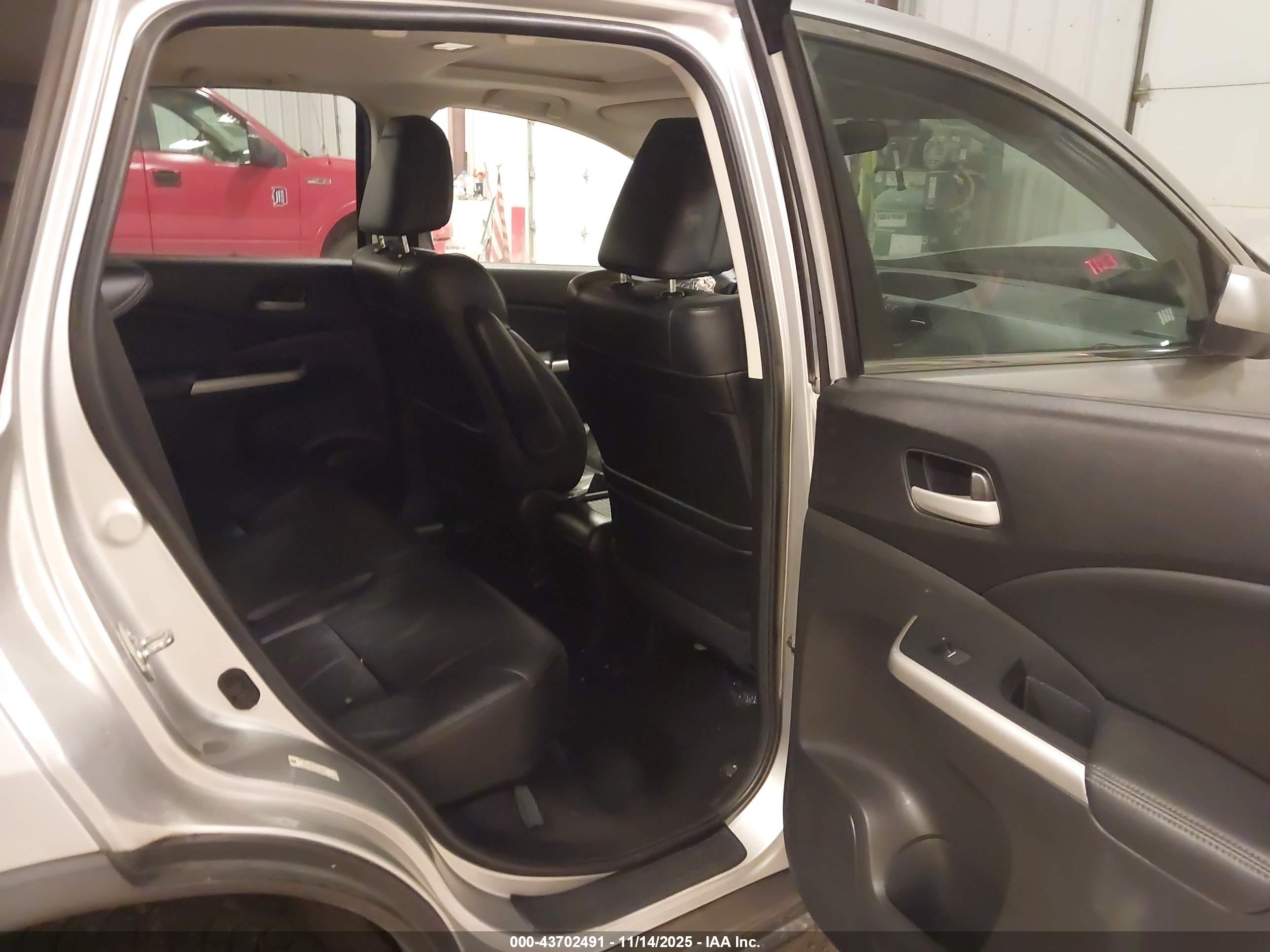 HONDA CR-V image 8