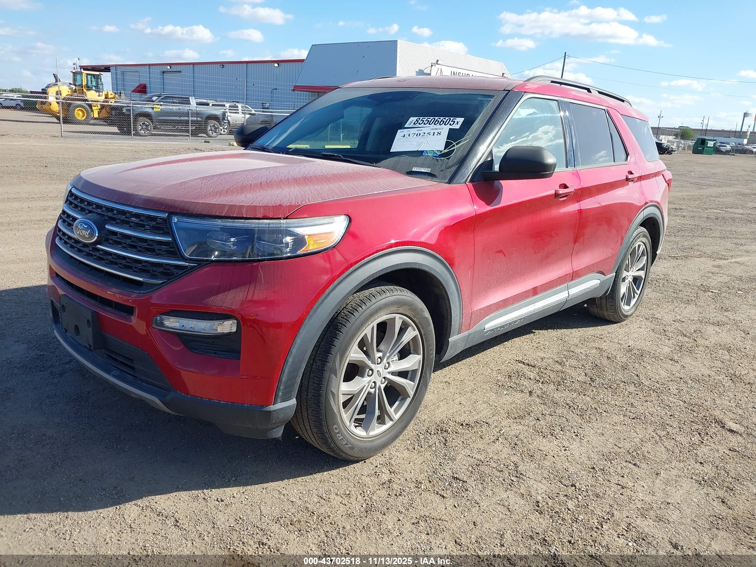 FORD EXPLORER image 2
