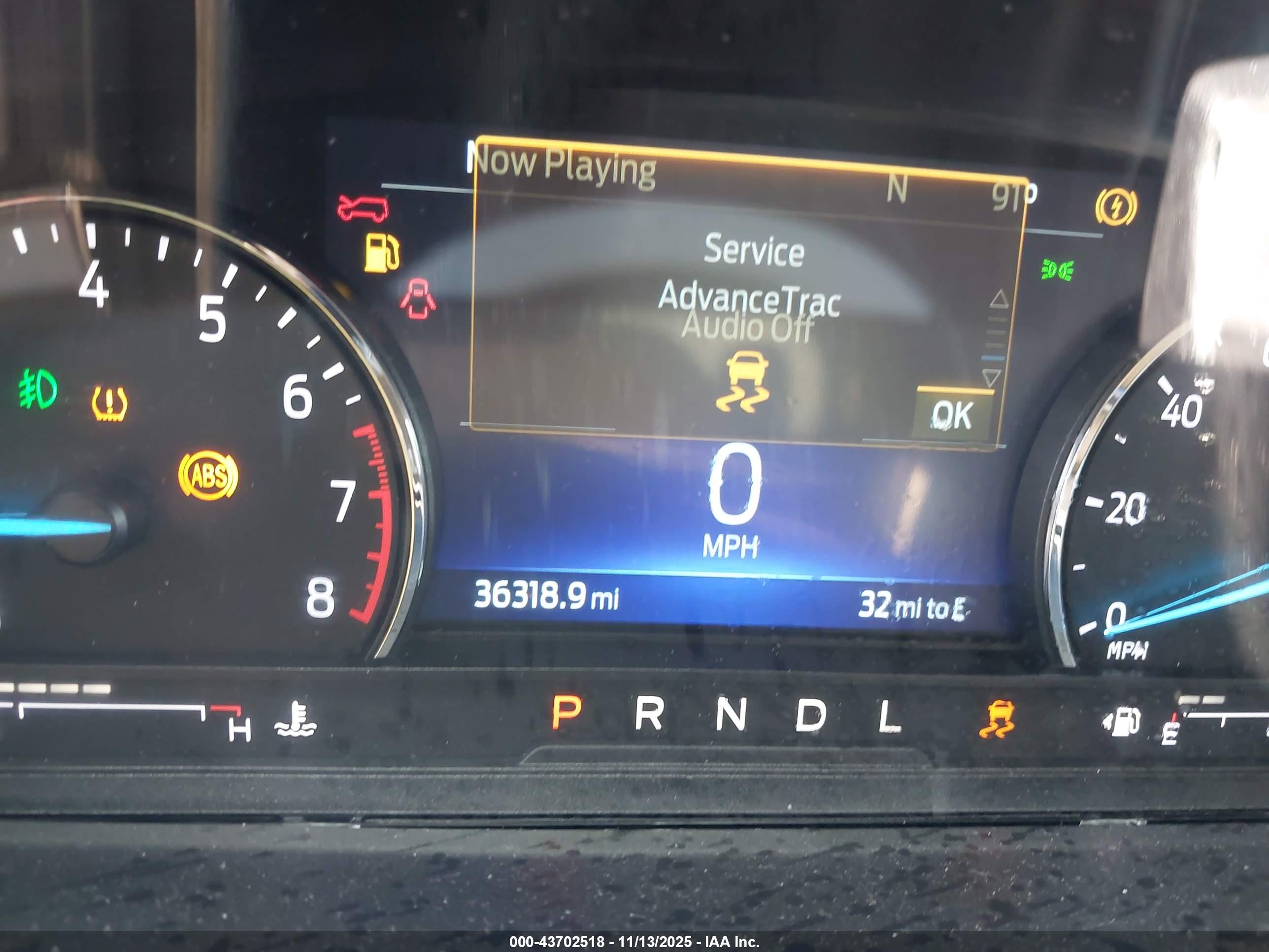 FORD EXPLORER image 7