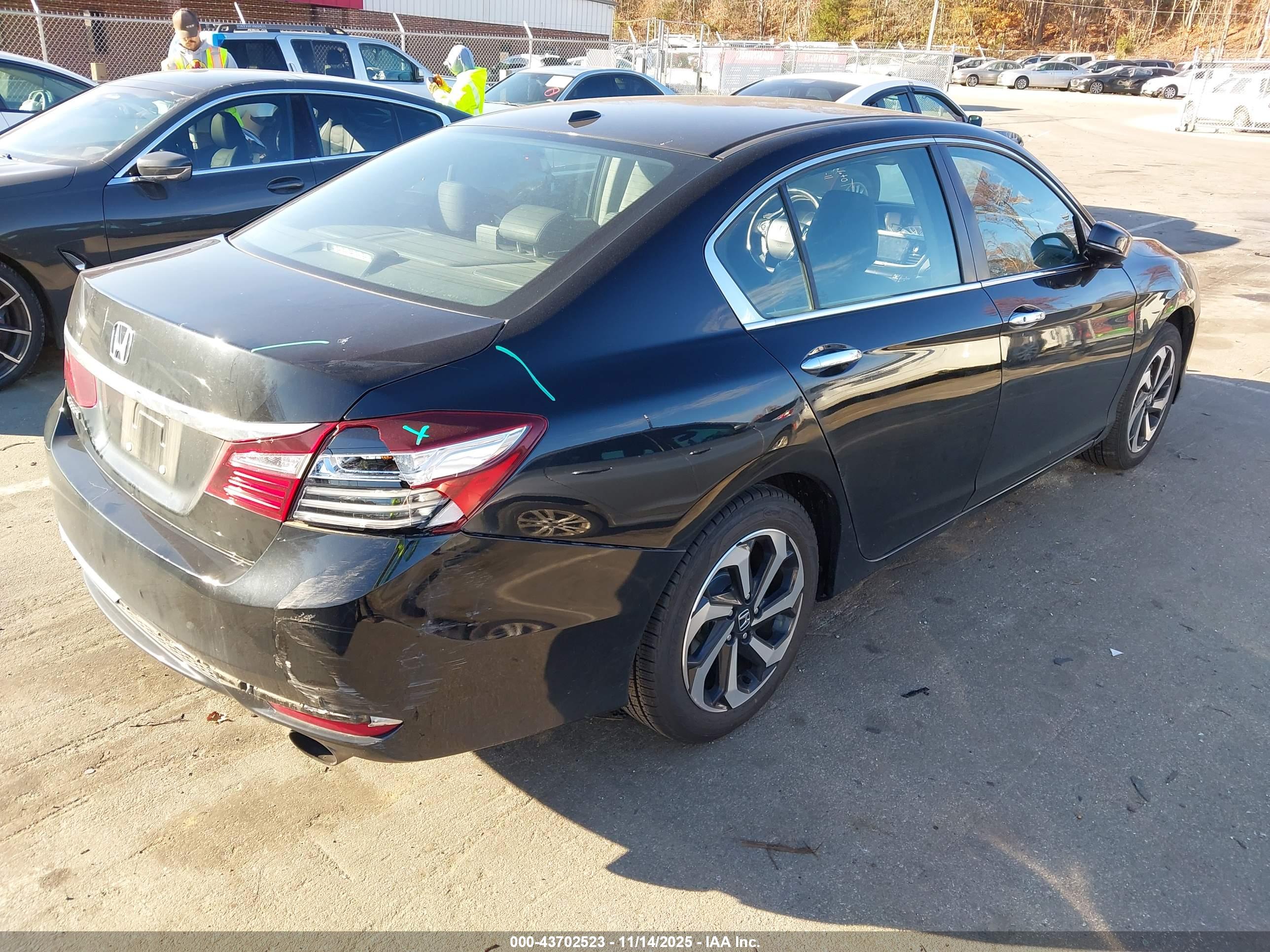 HONDA ACCORD image 4