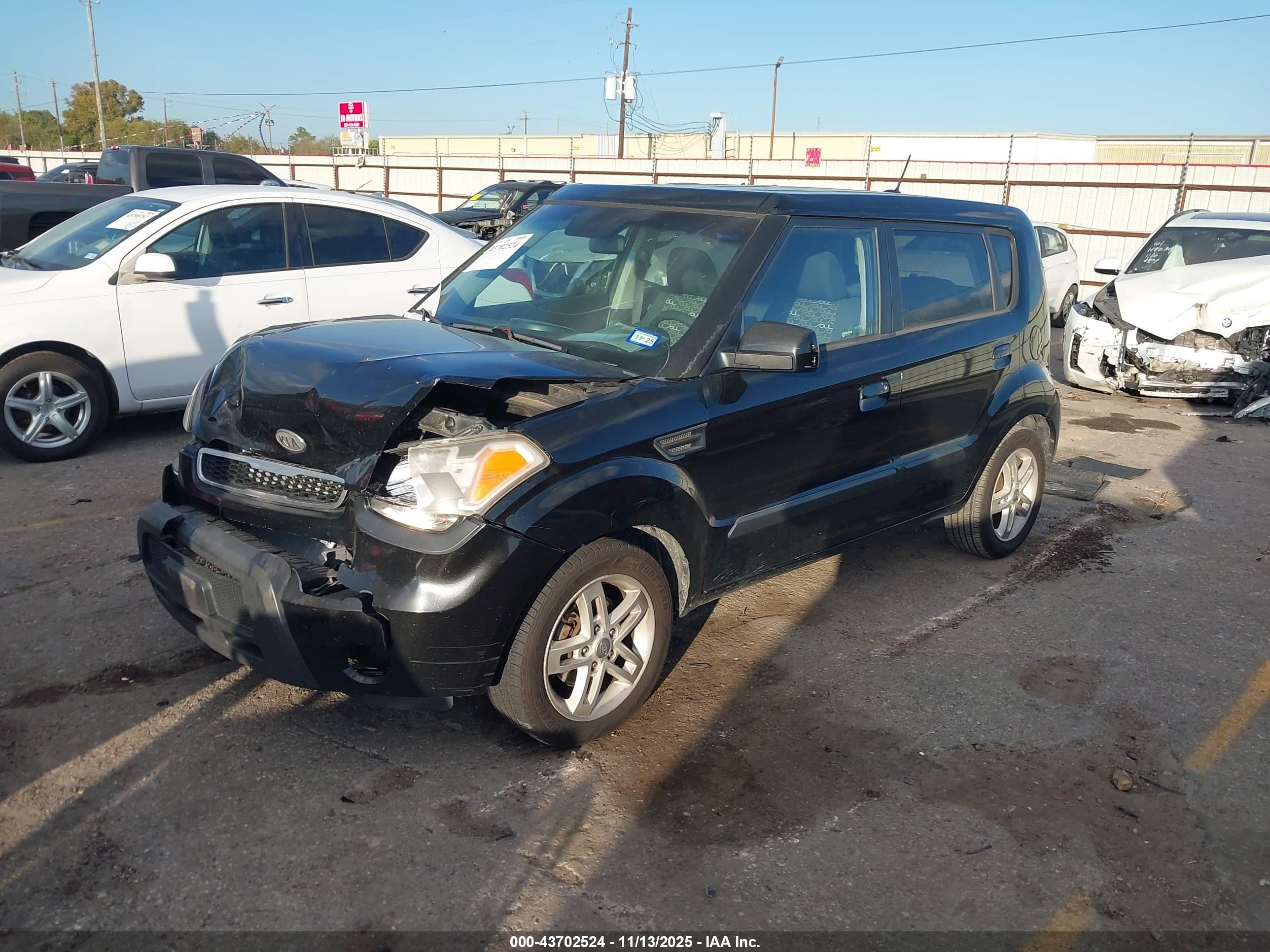 KIA SOUL image 2