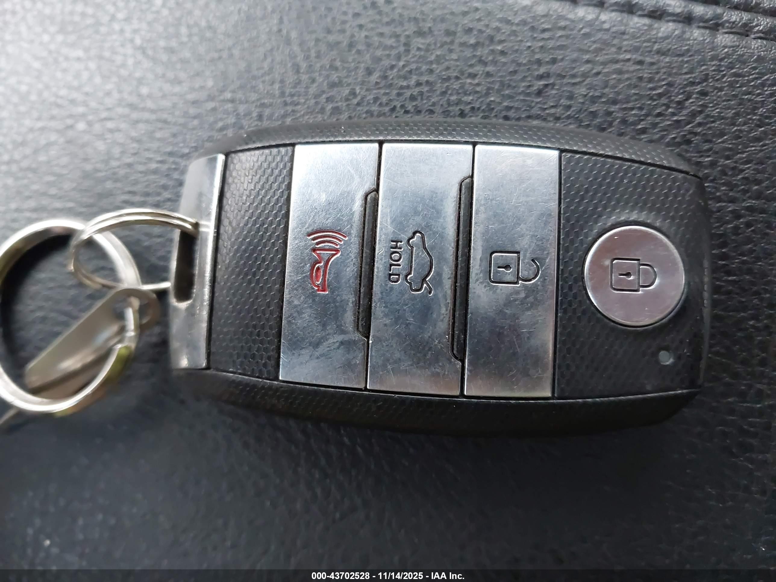 KIA OPTIMA image 11