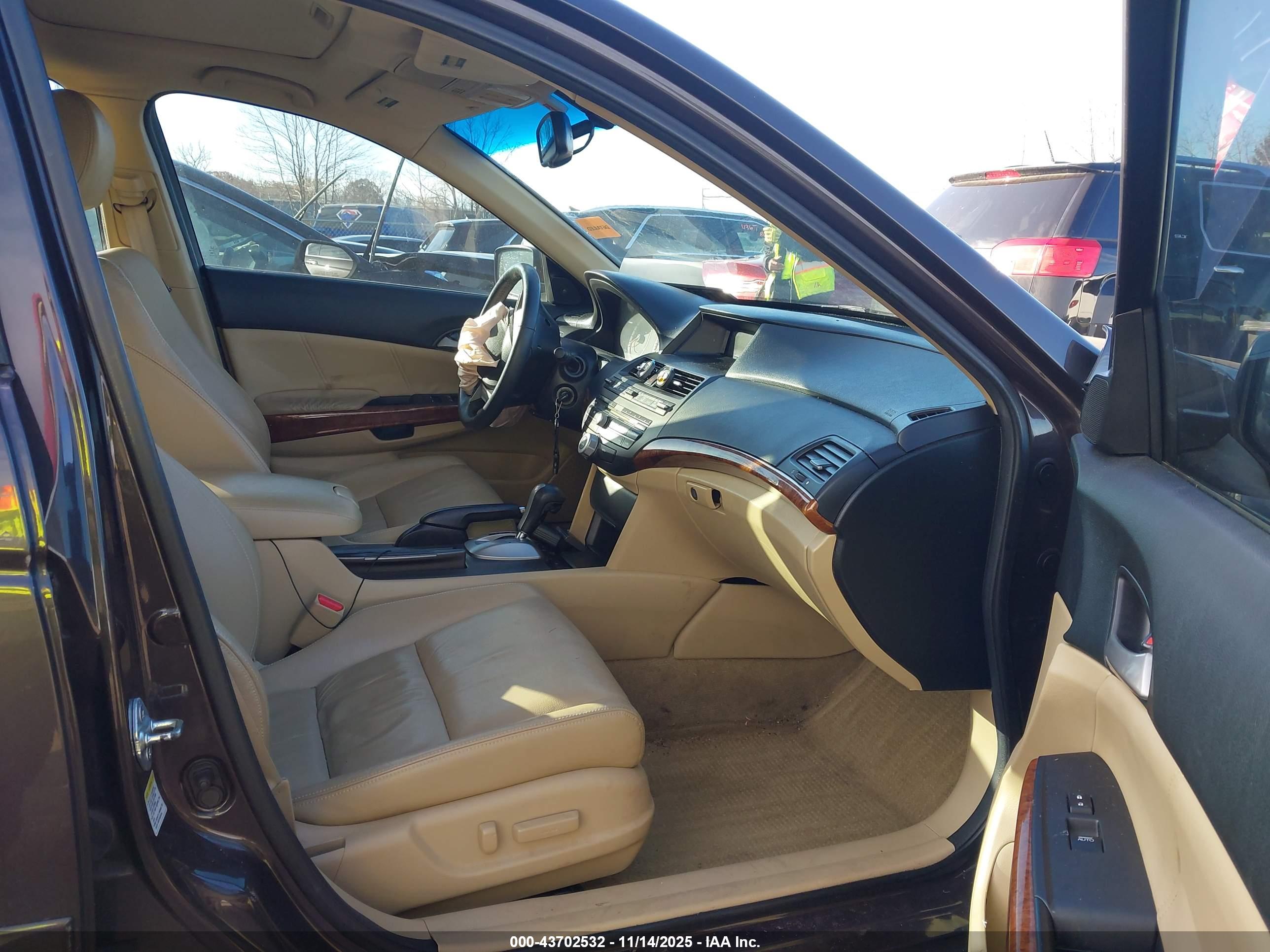 HONDA ACCORD image 5