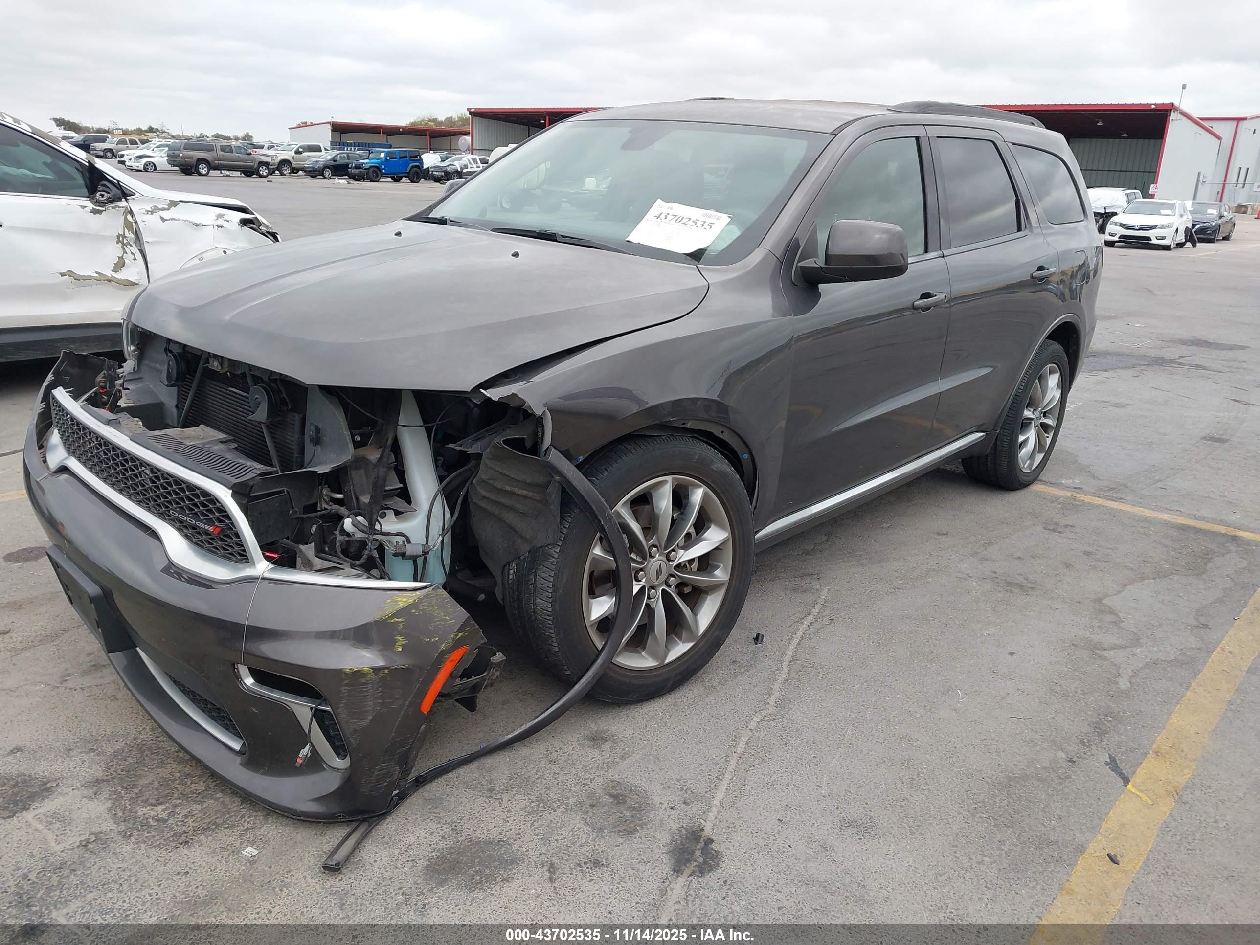 DODGE DURANGO image 2
