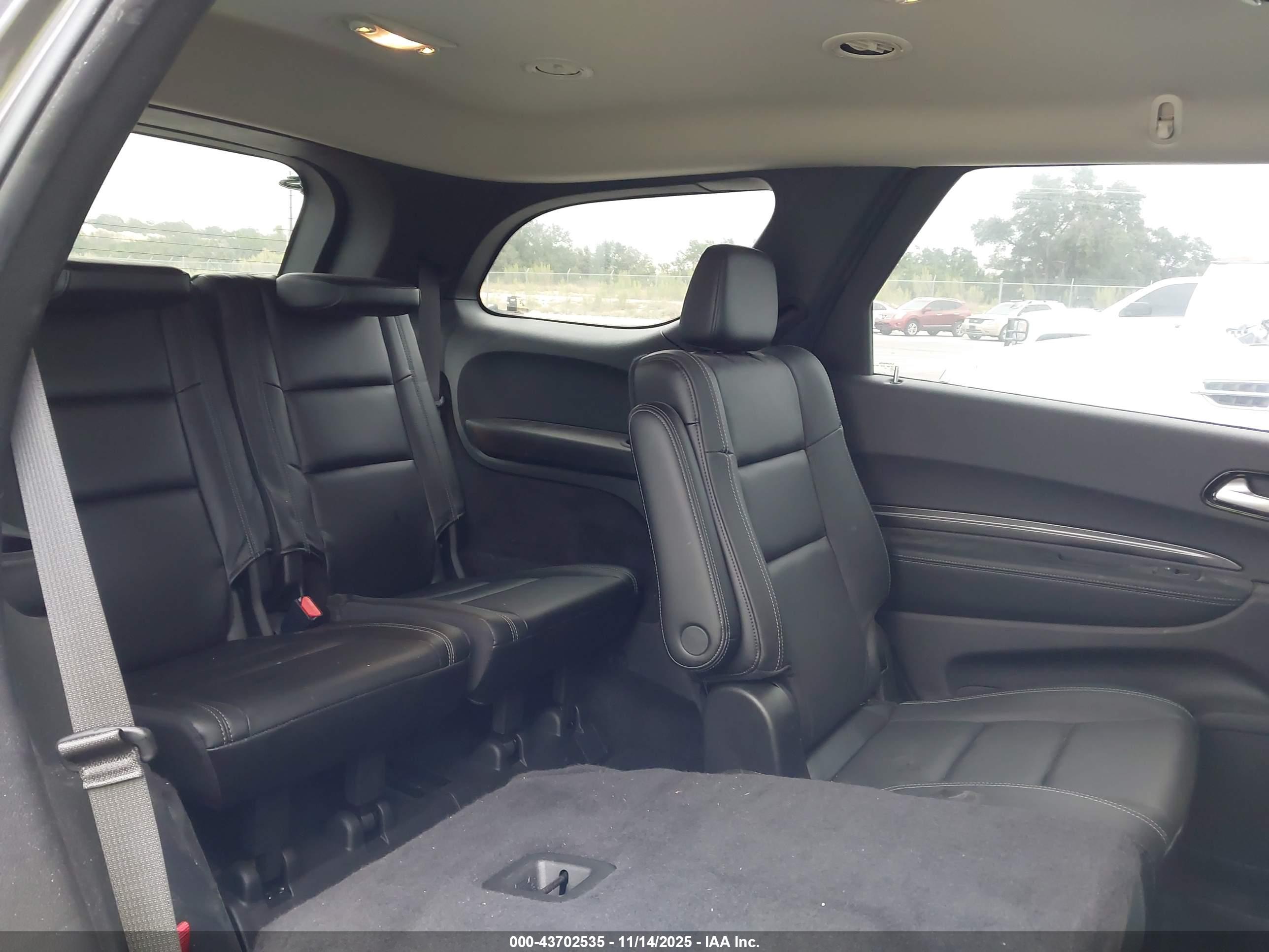 DODGE DURANGO image 8