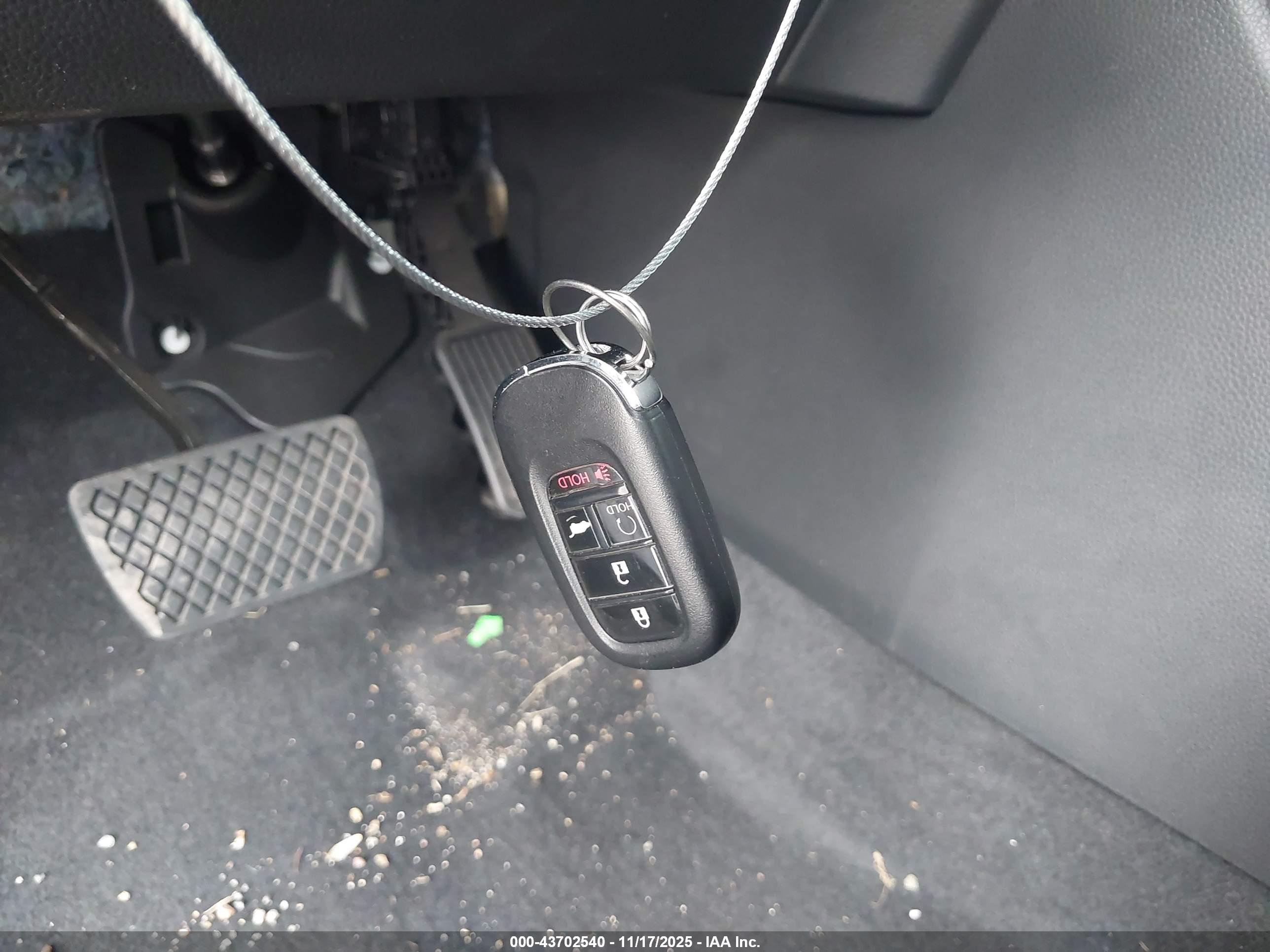 HONDA CR-V image 11