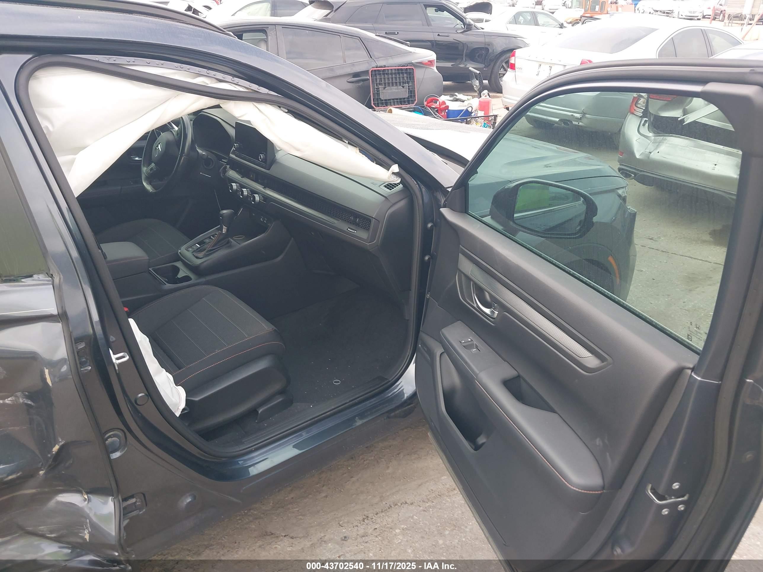 HONDA CR-V image 5