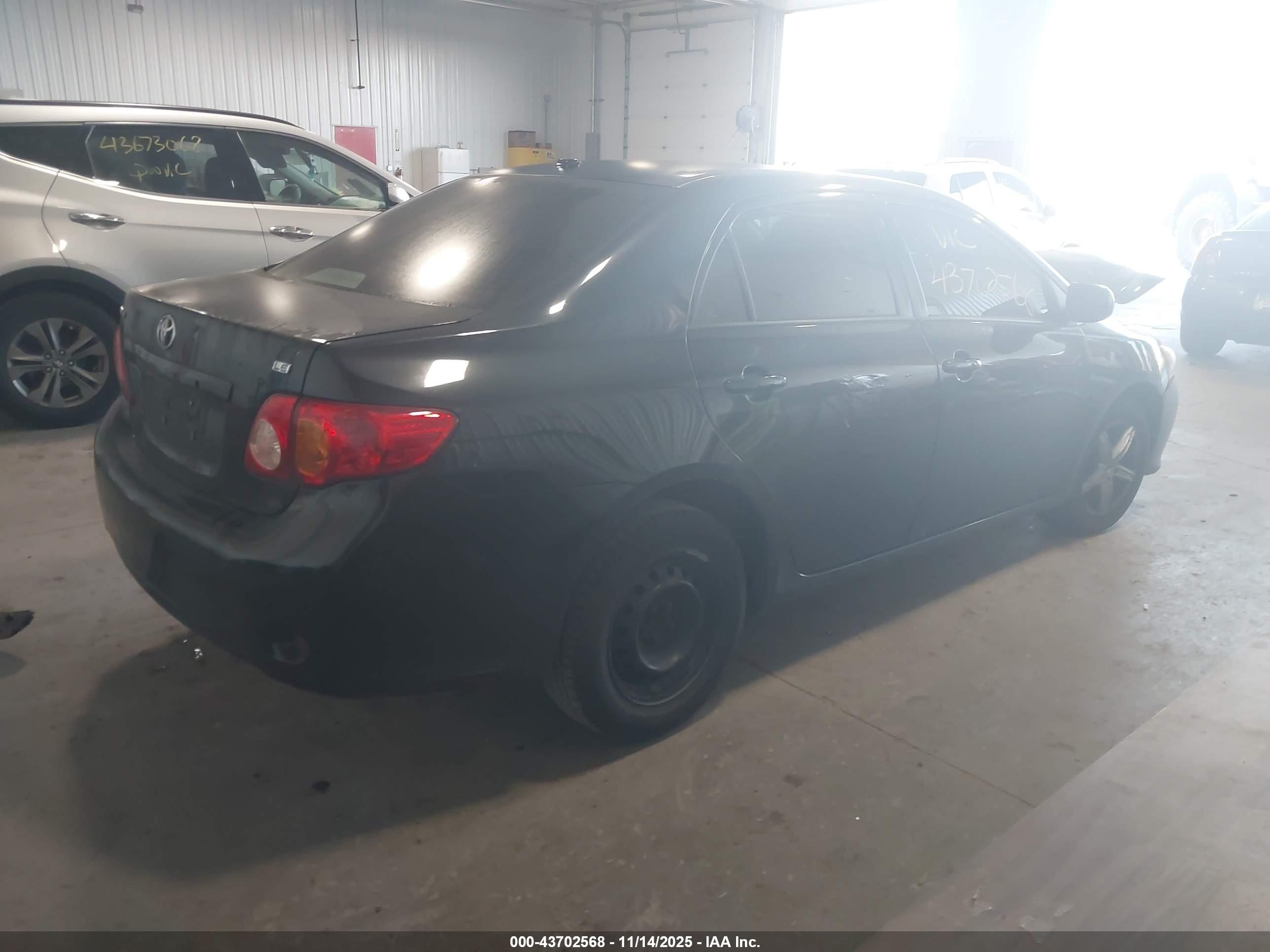 TOYOTA COROLLA image 4