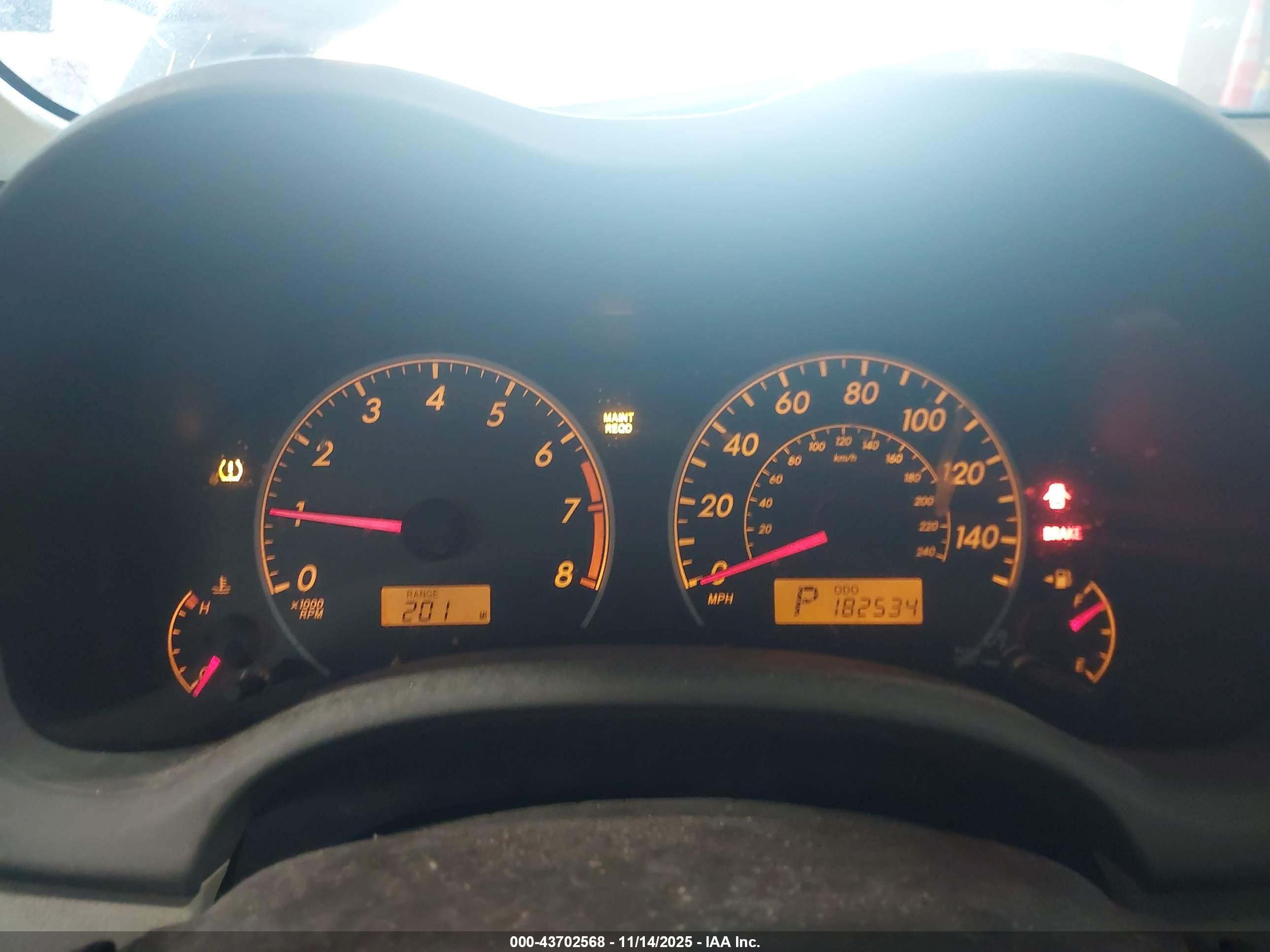 TOYOTA COROLLA image 7