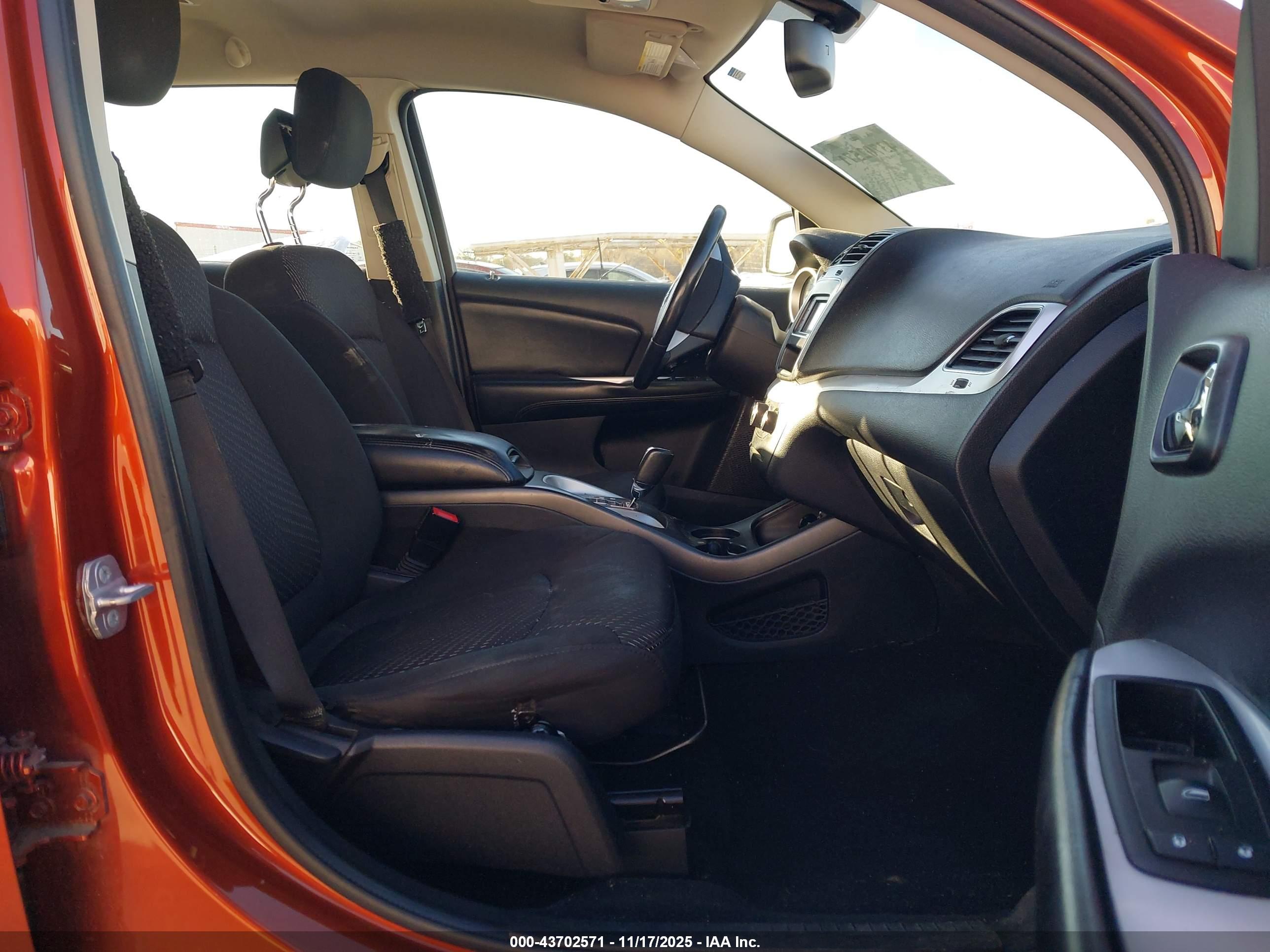 DODGE JOURNEY image 5