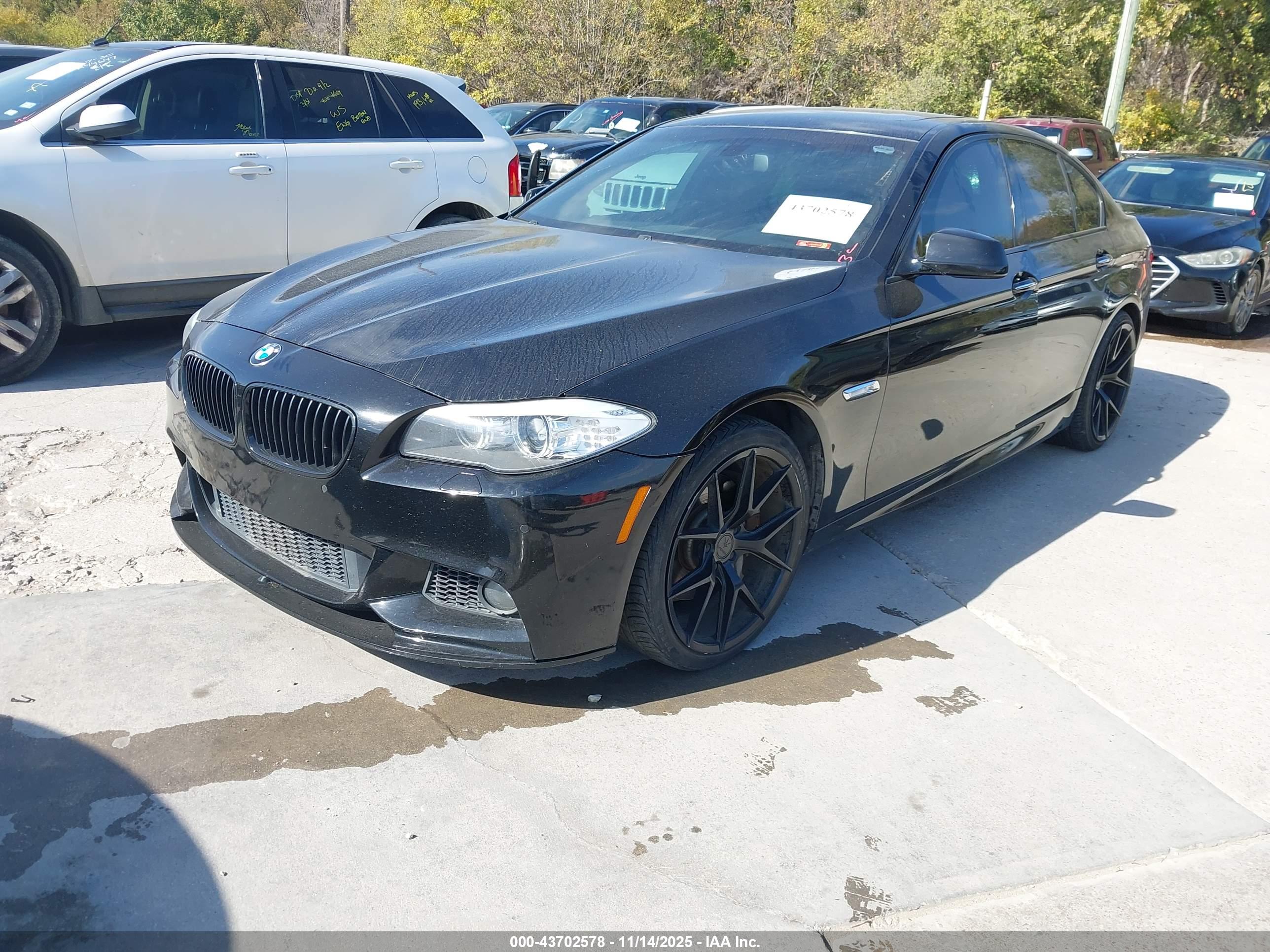 BMW 550I image 2