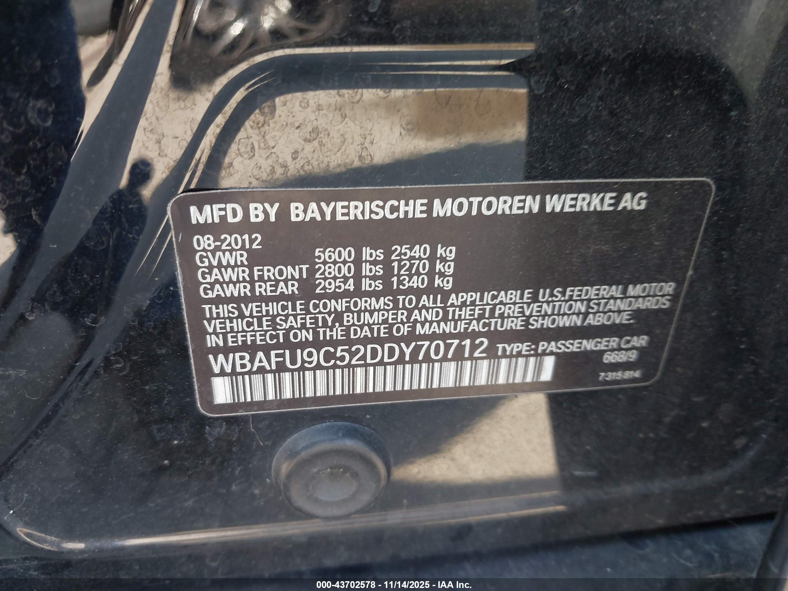 BMW 550I image 9