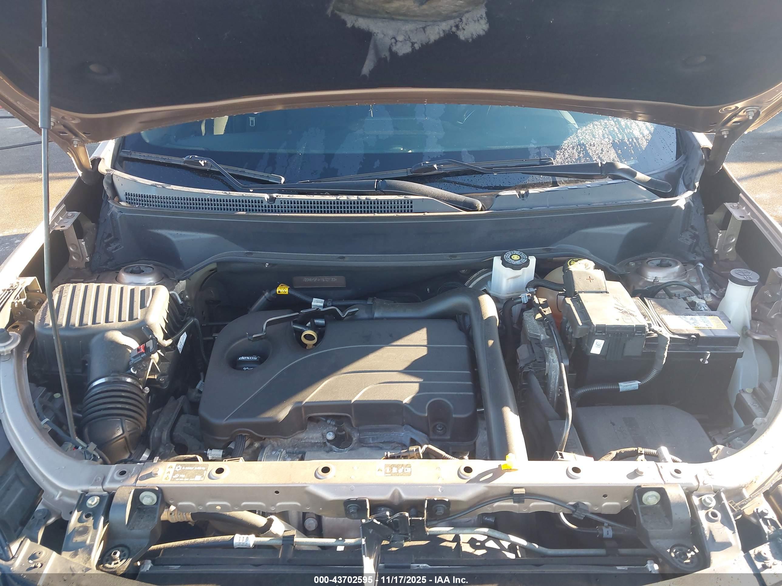 CHEVROLET EQUINOX image 10
