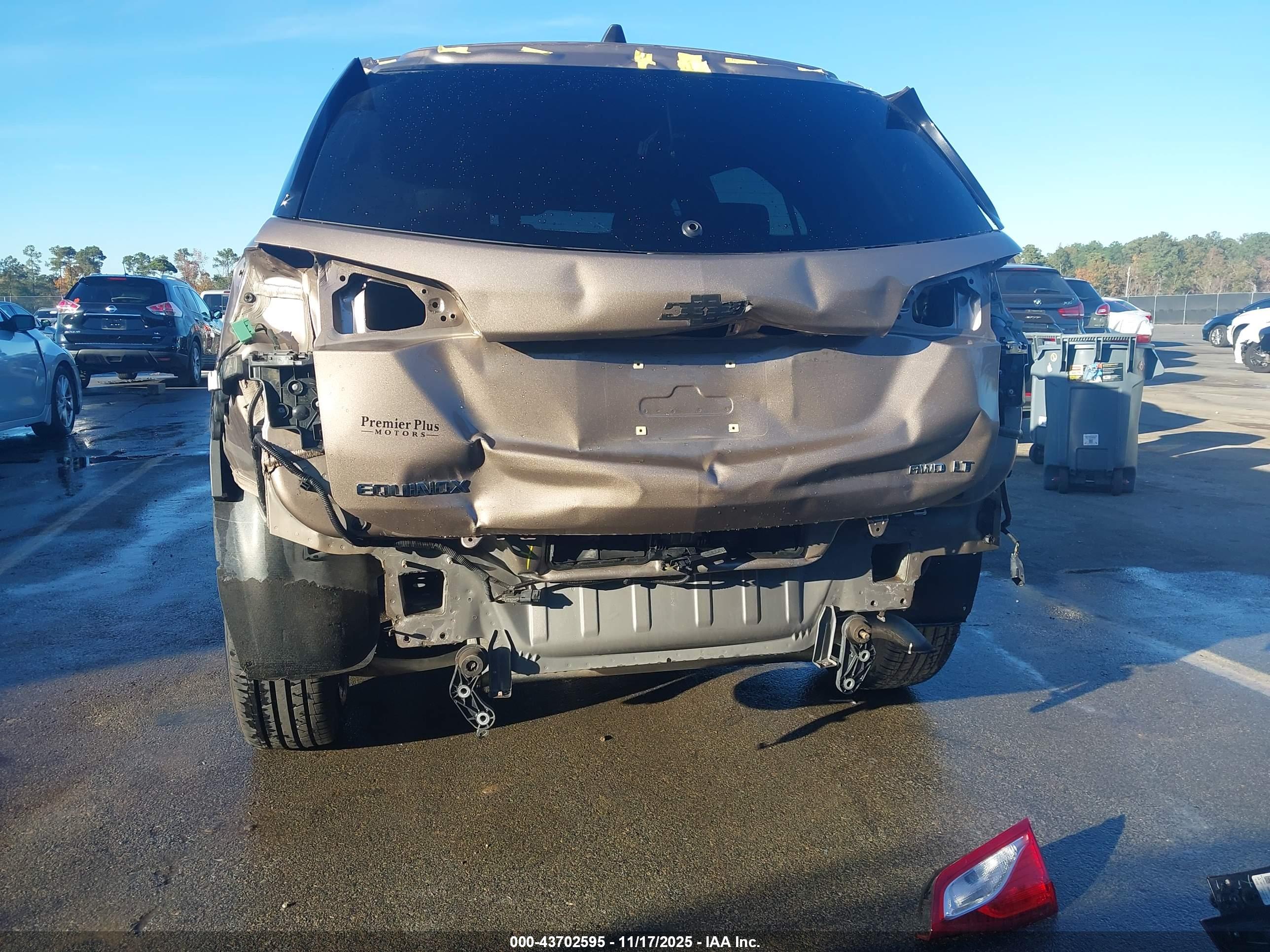 CHEVROLET EQUINOX image 6