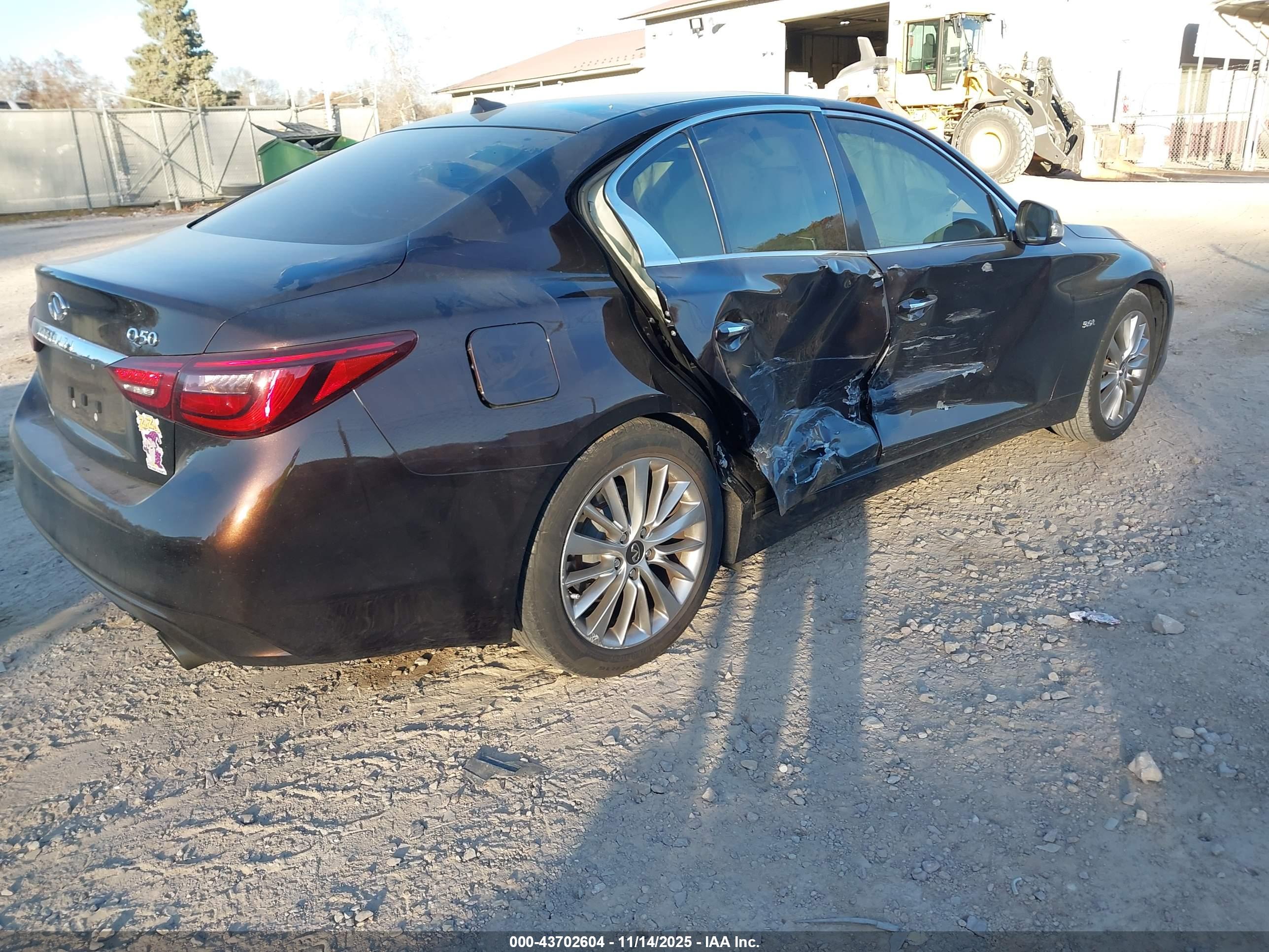 INFINITI Q50 image 4