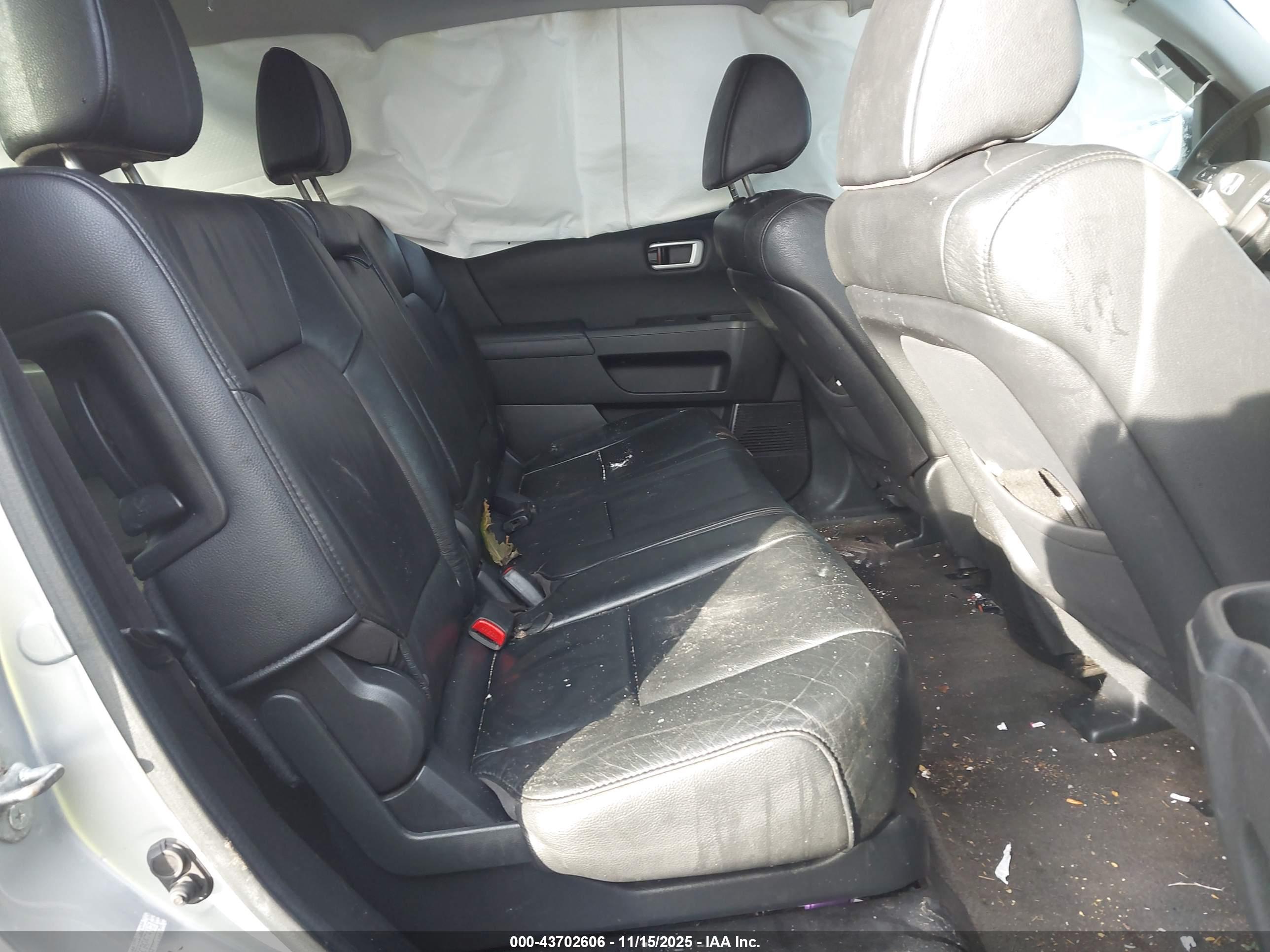 HONDA PILOT image 8